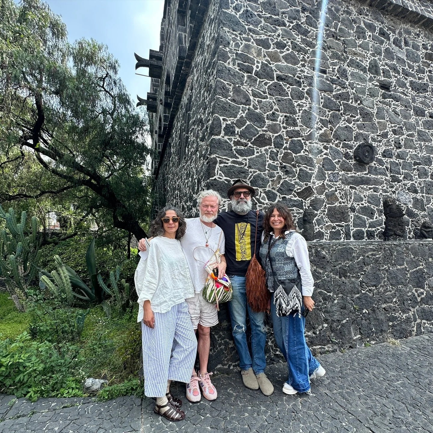 Back at it with our dear friends from Marrakech @enshallaofficial . We are honored to offer their amazing handbags at HCR and so happy they&rsquo;ve returned to visit us in Mexico.