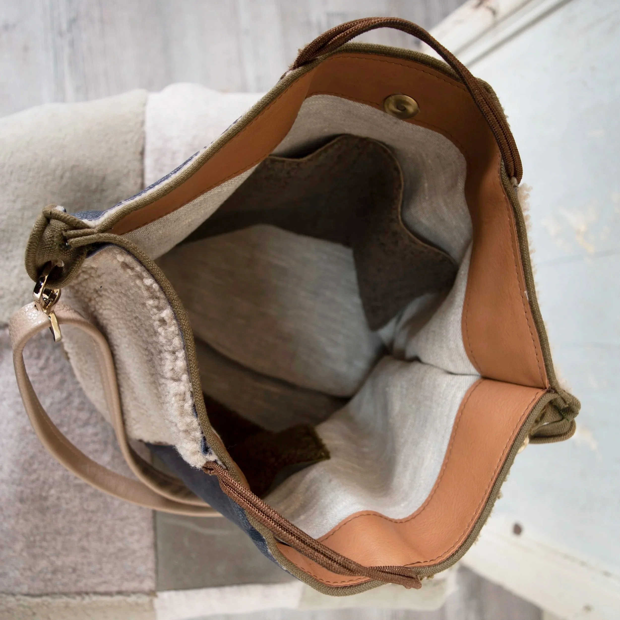 patchwork+shearling+handbag.jpg