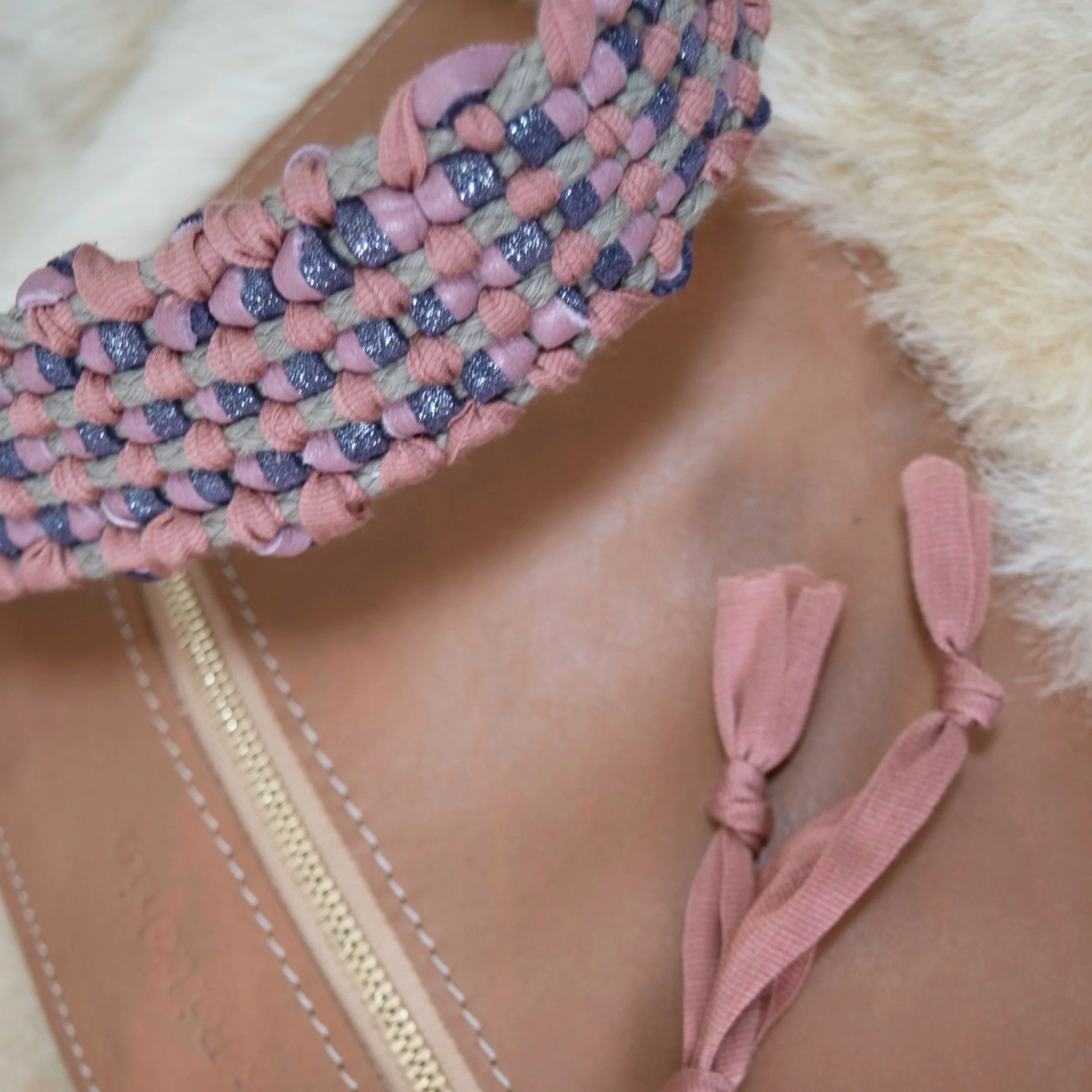 shearling+handbag+zip+pocket+woven+strap.jpg