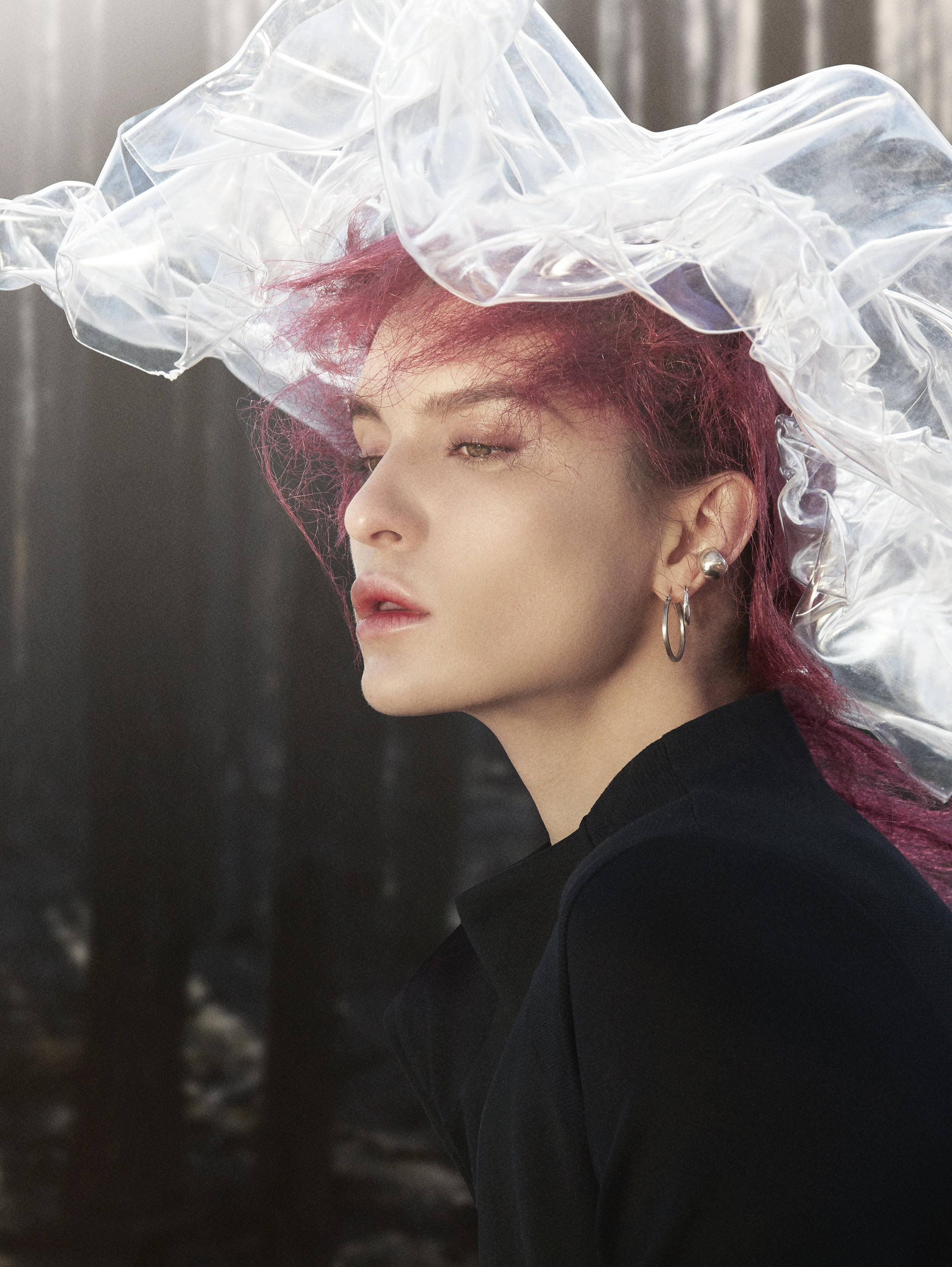 Dress Fuenf https://fuenf.fashion Hat Thomas Hanisch https://www.notjustalabel.com/thomas-hanisch