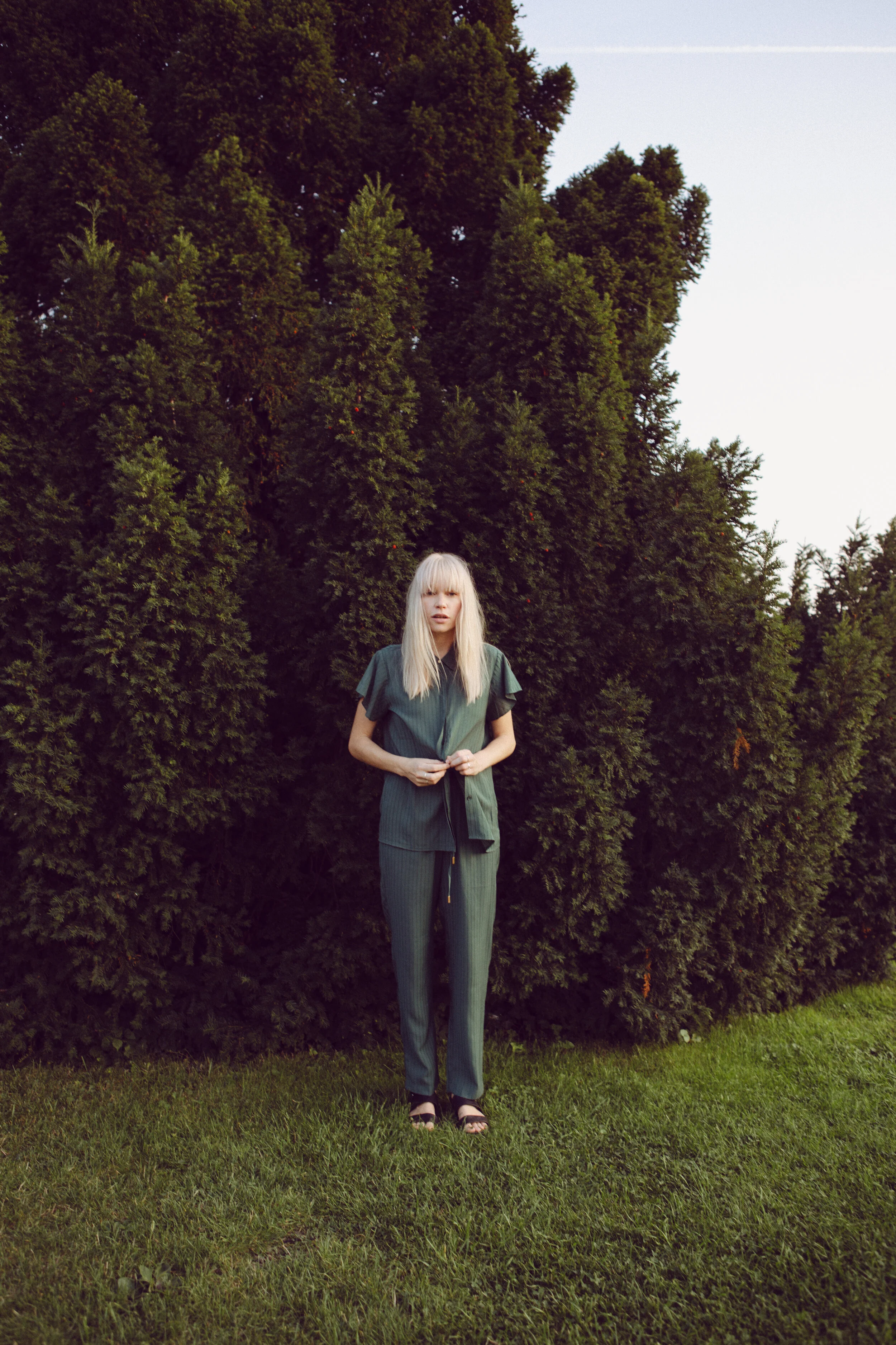 Green short sleeve shirt: Minus