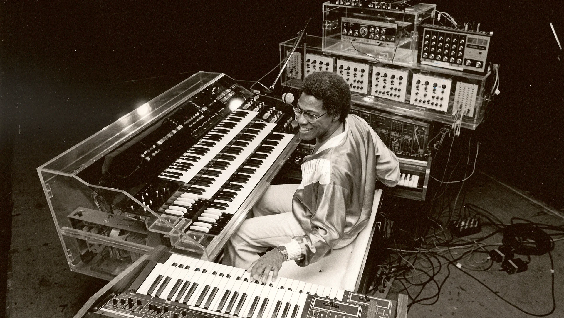 Don Lewis & LEO.jpg