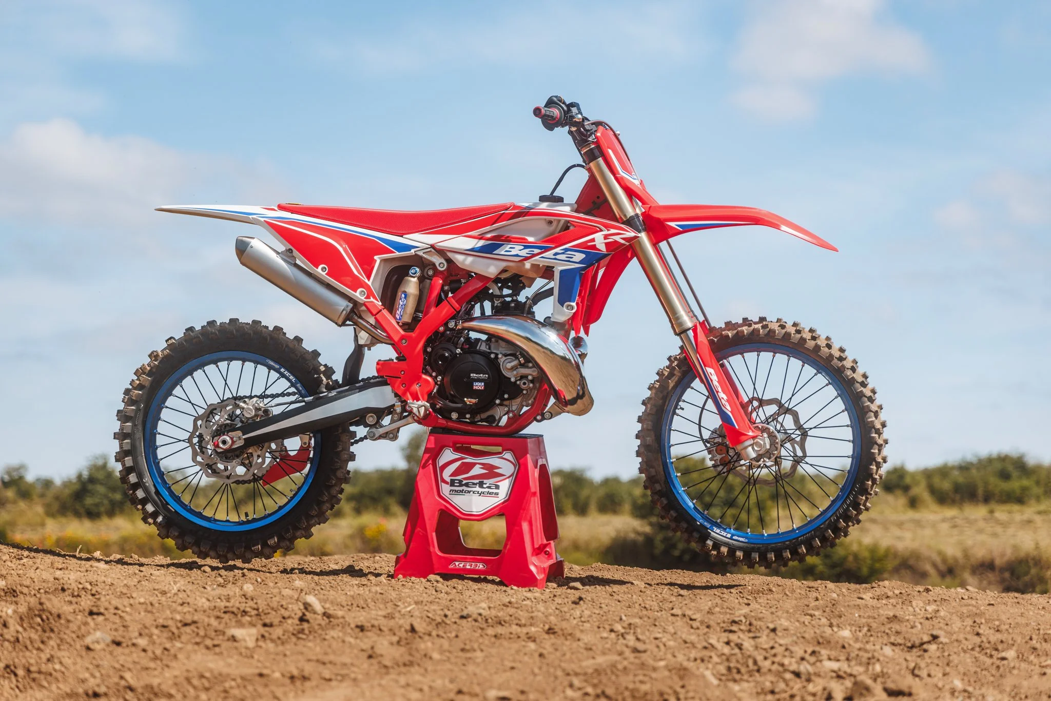 RX 2T My26 (1).jpg