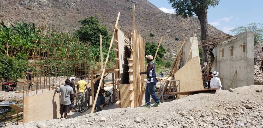 Setting formwork