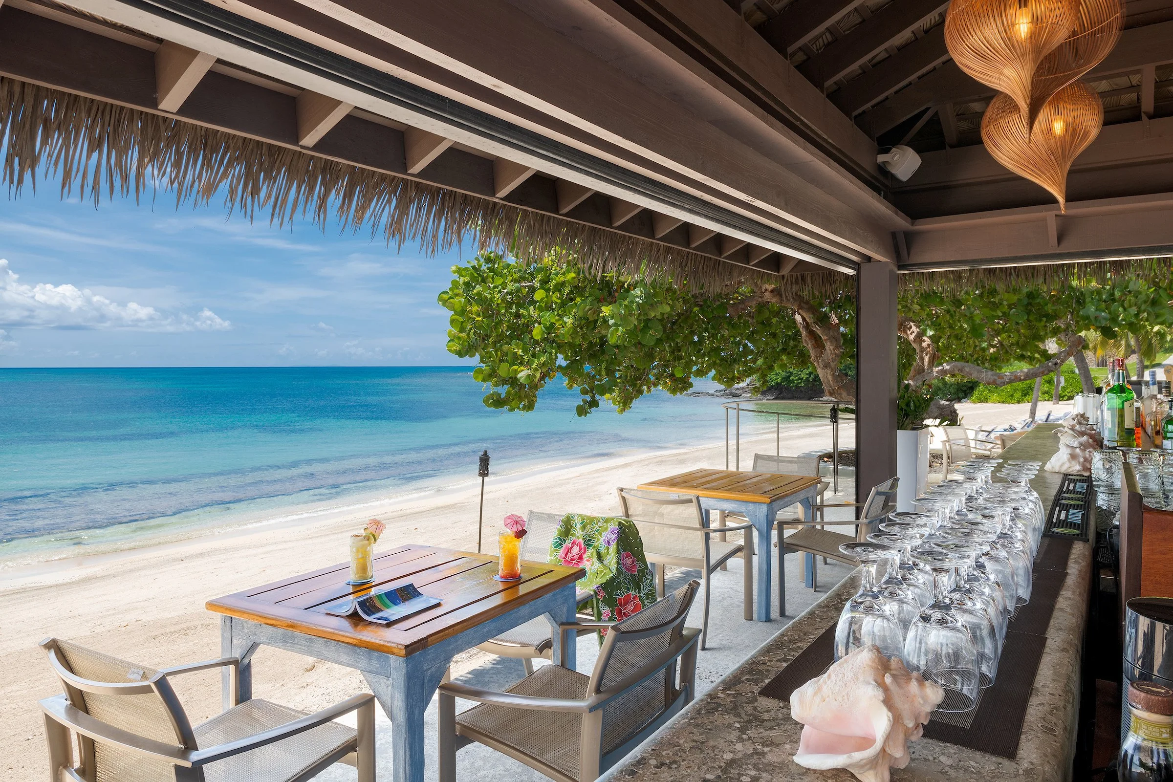 Beauregards-on-the-Beach-Bar.jpg