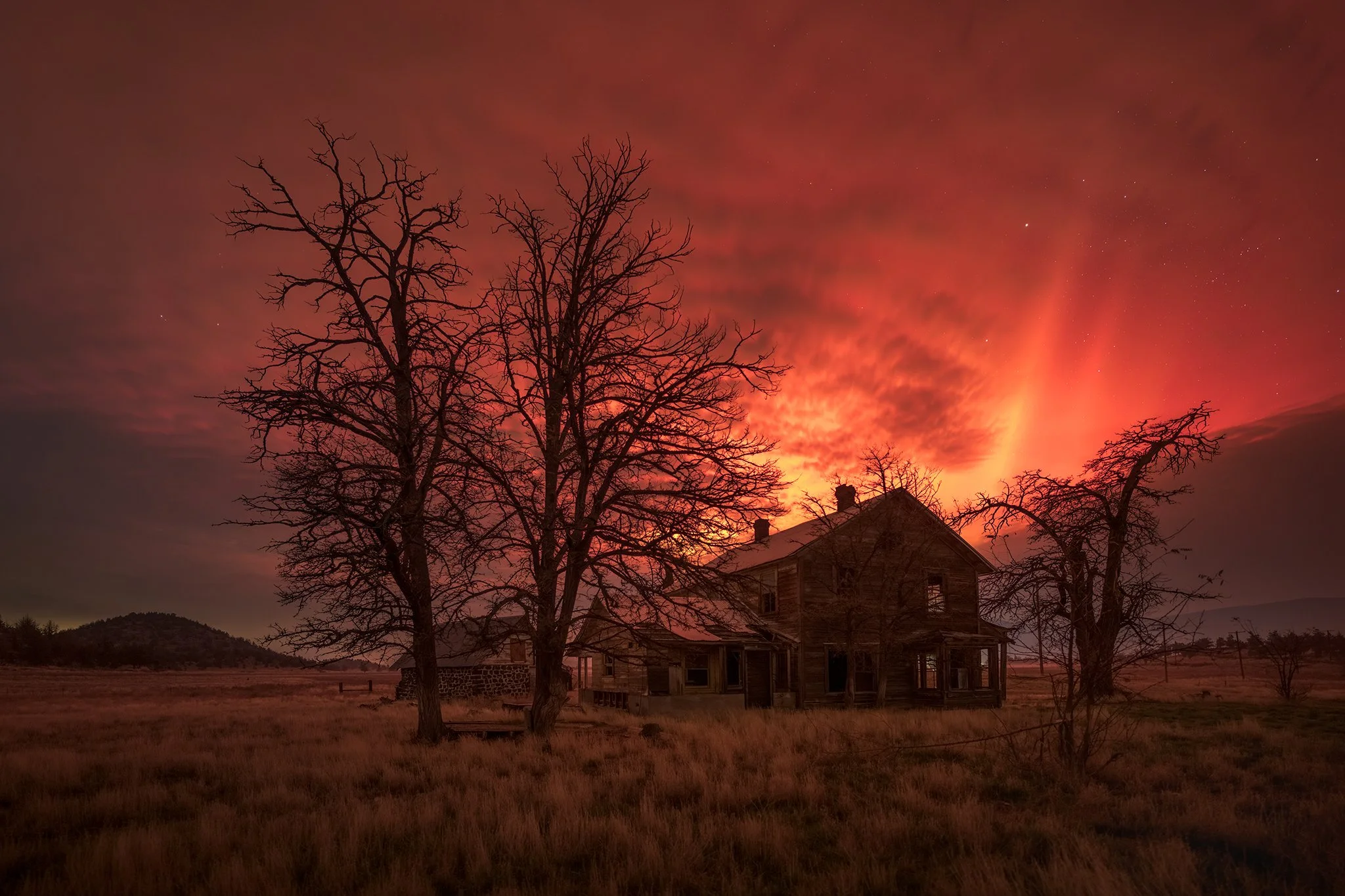 Old Farm House and Northern Lights - Shasta Valley - Siskiyou County, CA. November 2025
