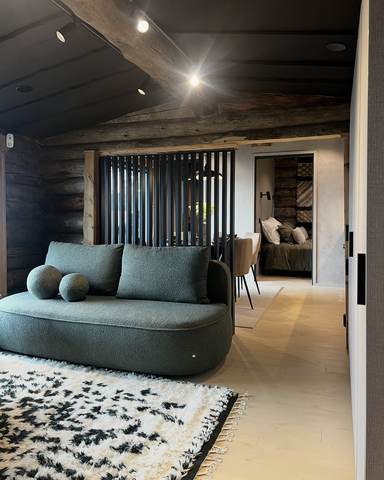 kelomökki sisustus.png