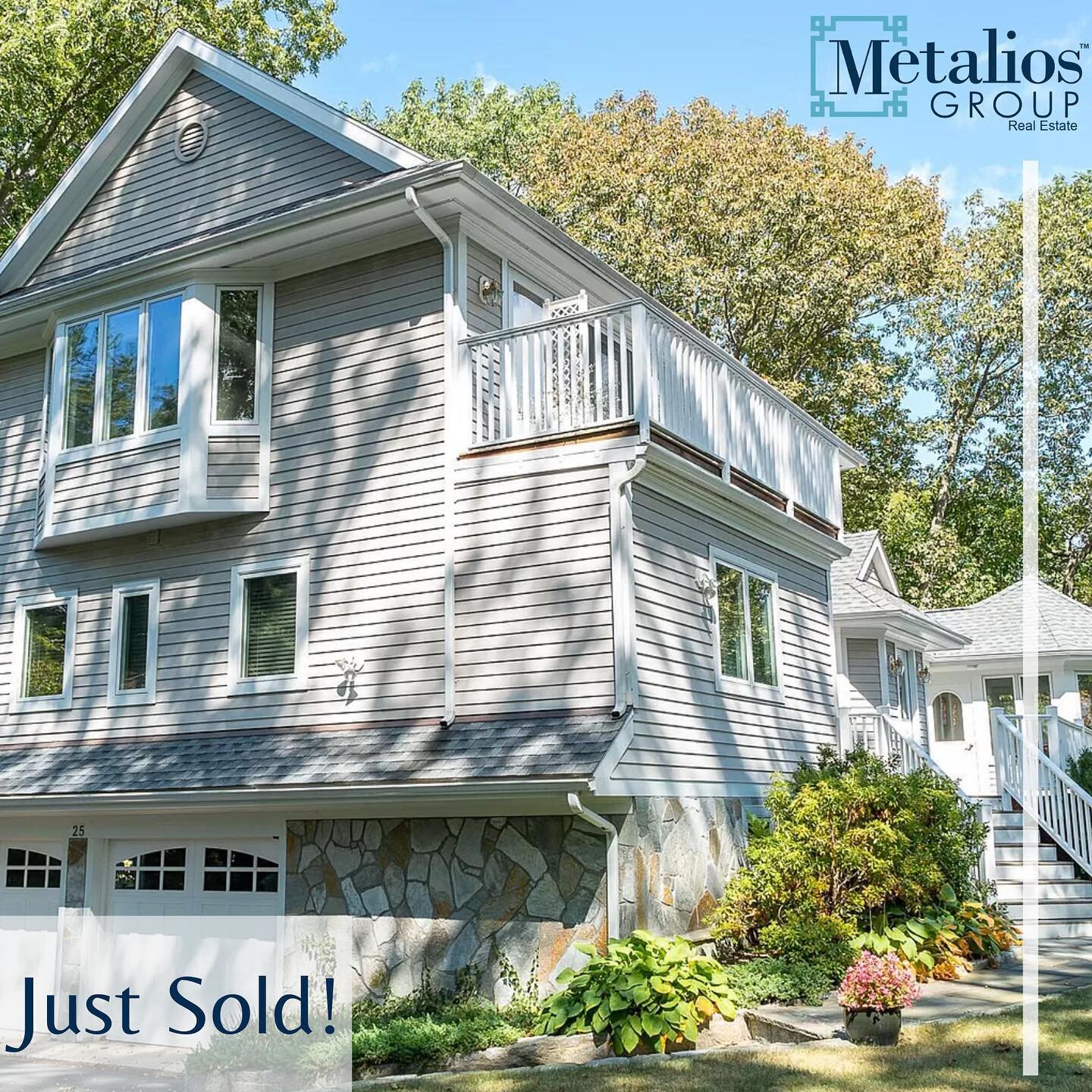 Another day, another beautiful home SOLD in #Greenwich! 

Congrats to our sellers &amp; @katiegbenson @joykimmetalios on the sale of 📍25 Weston Rd! 🥂 

If you&rsquo;re thinking about selling your home, reach out to The Metalios Group today to see h