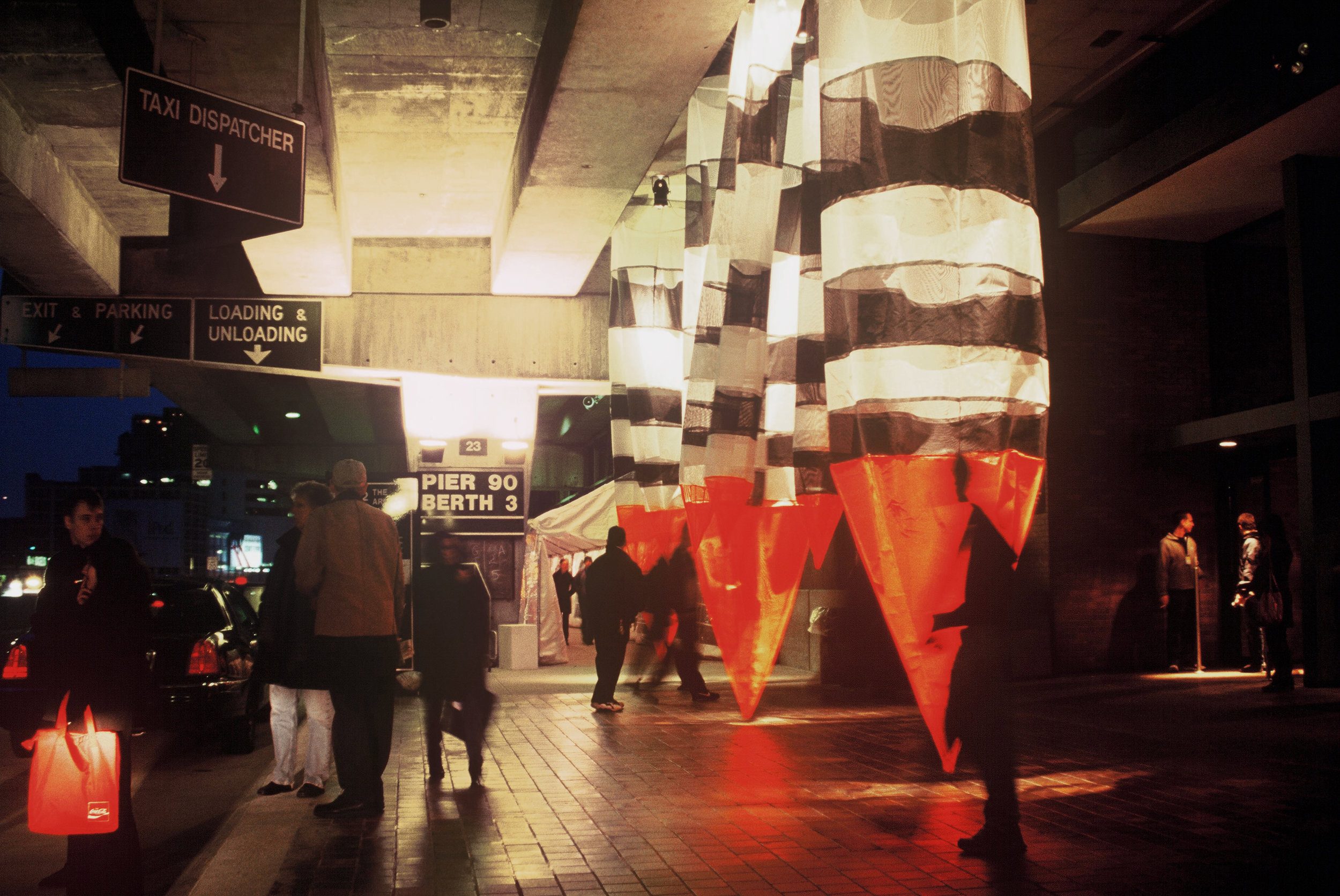 Roadside Shrine NYC_Echelman_PhotoStudioEchelman_2_YYM.jpg