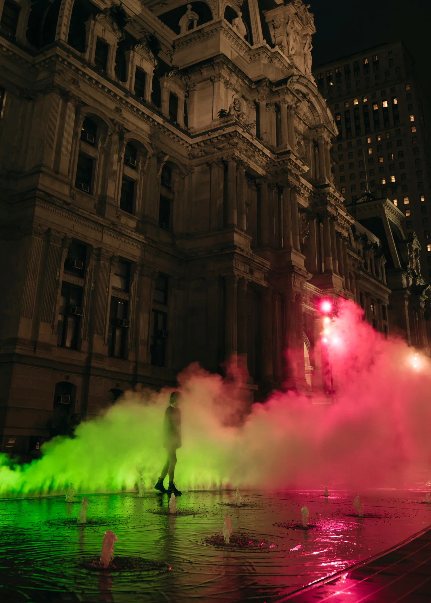 Pulse, Philadelphia, PA Green line phase, 2018 — Janet Echelman