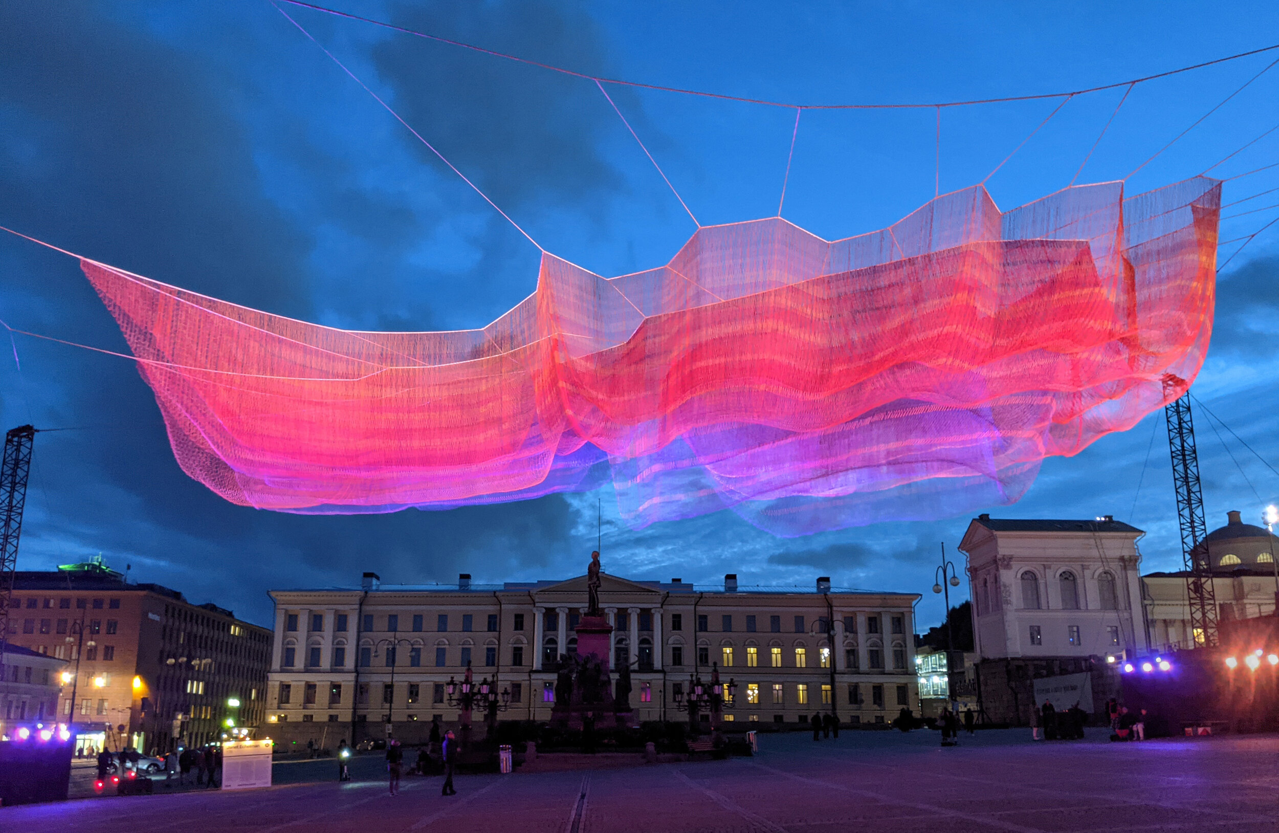 HEL_Echelman_PhotoJanetEchelman_191256811.jpg