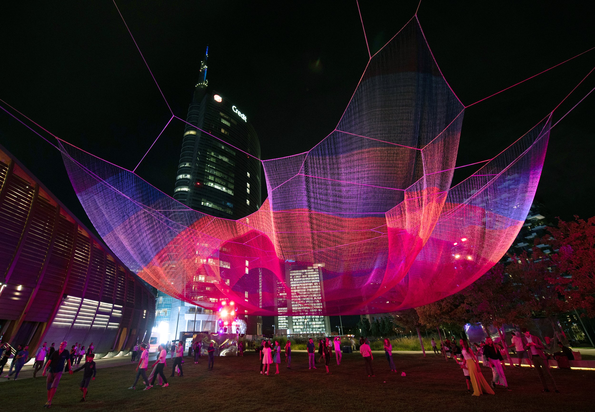 MIL_Echelman_PhotoSkyItalia_146e.jpg