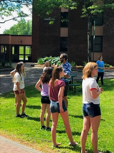 Students get outdoors to learn about leadership at SEEDS training.