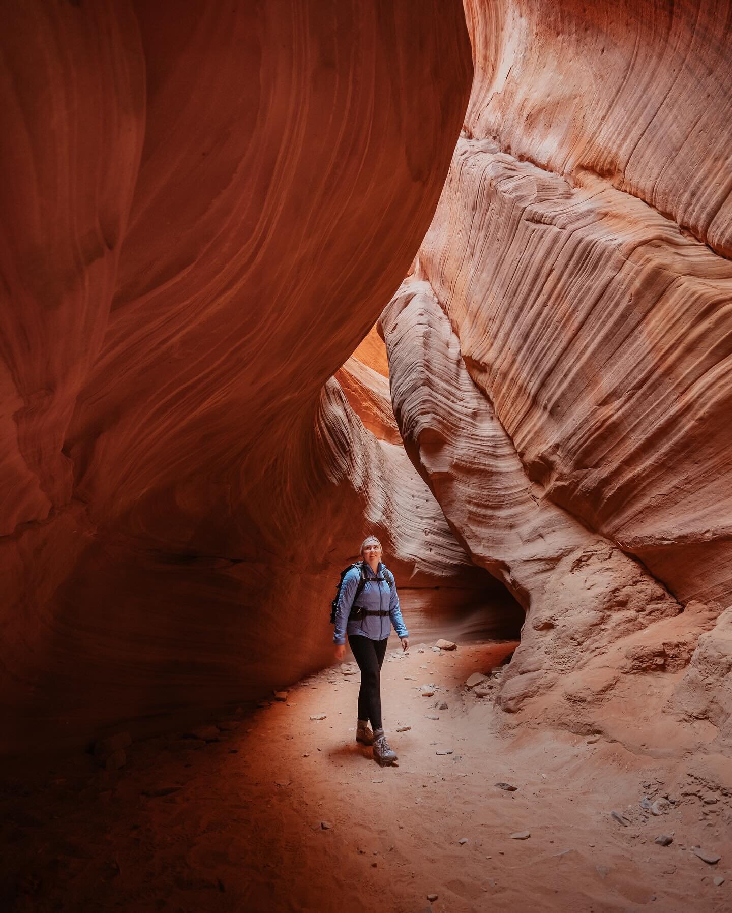 This time of year always has me dreaming of the southwest. There&rsquo;s nothing like spring in the desert and I&rsquo;m itching to book another trip. Any recommendations? 🏜️ ⁣
⁣
#travelphotography #slotcanyon #womenphotographers #utah