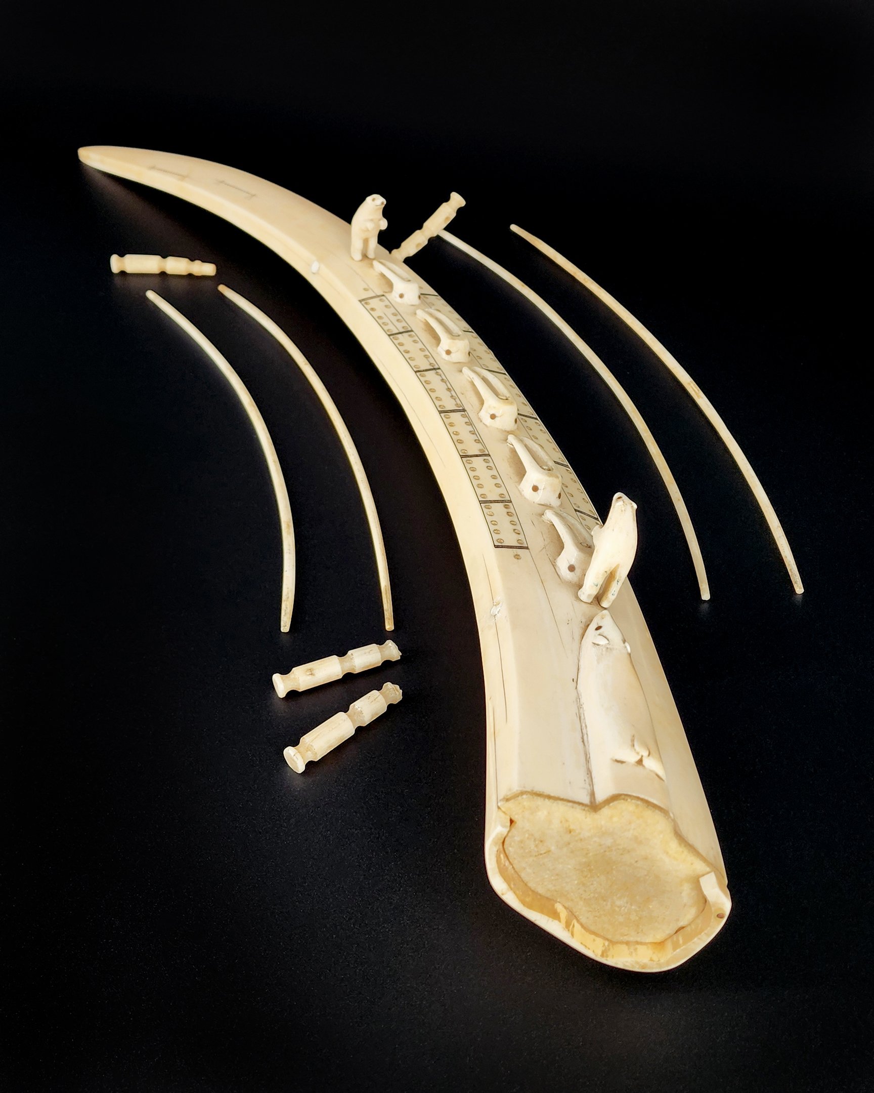 82996 Weiss Walrus Tusk Cribbage Board BEF2.jpg