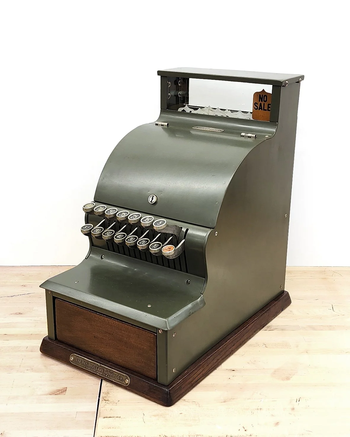 82306 Macintosh Register 2.jpg