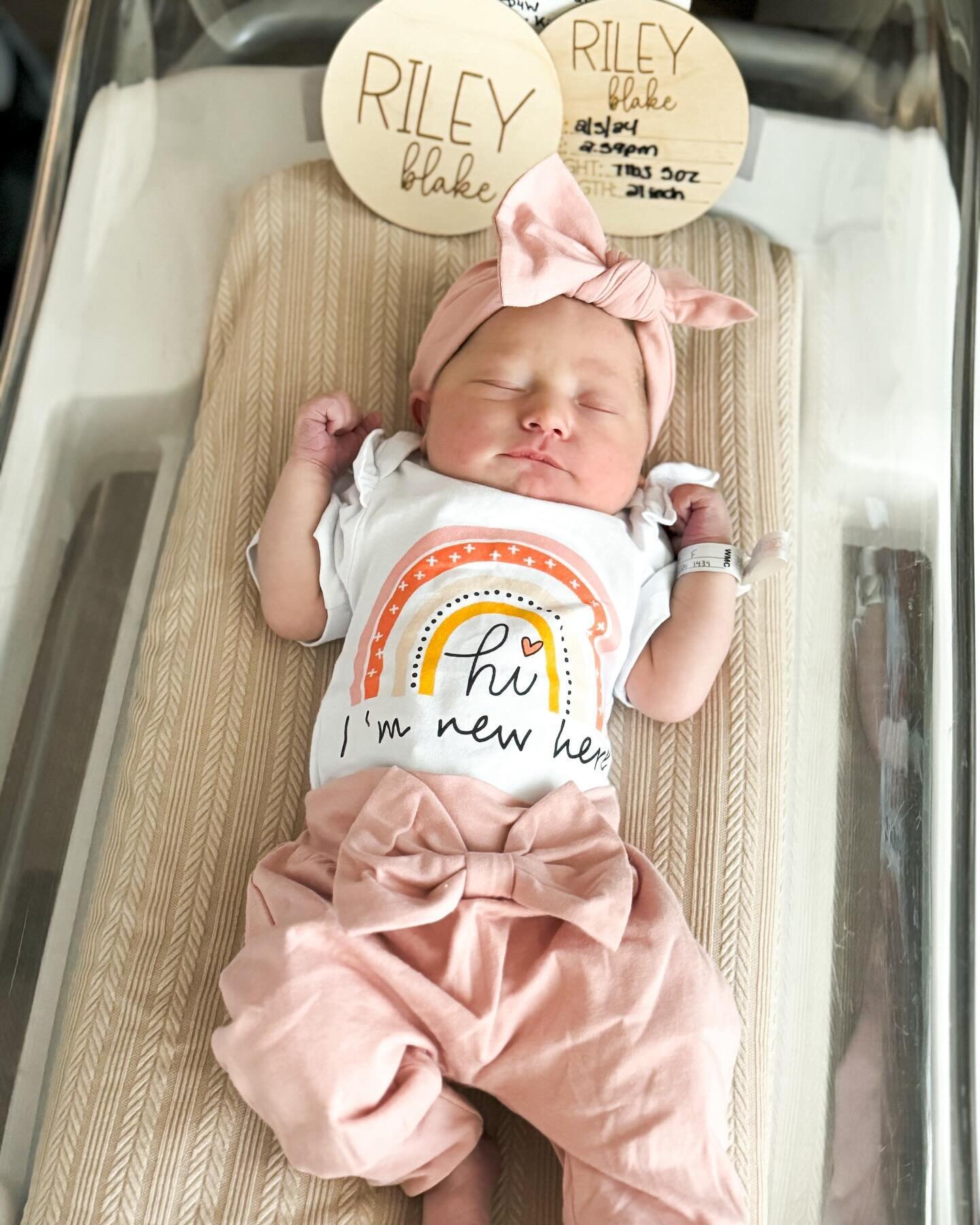 We are excited to announce the newest member of the Pura Vida family, Riley Blake Calderwood💞

Riley made her grand entrance into the world on 2/3/24! Weighing in at 7 lbs and 5oz. She arrived 8 days early unexpectedly and is a very healthy, happy, 