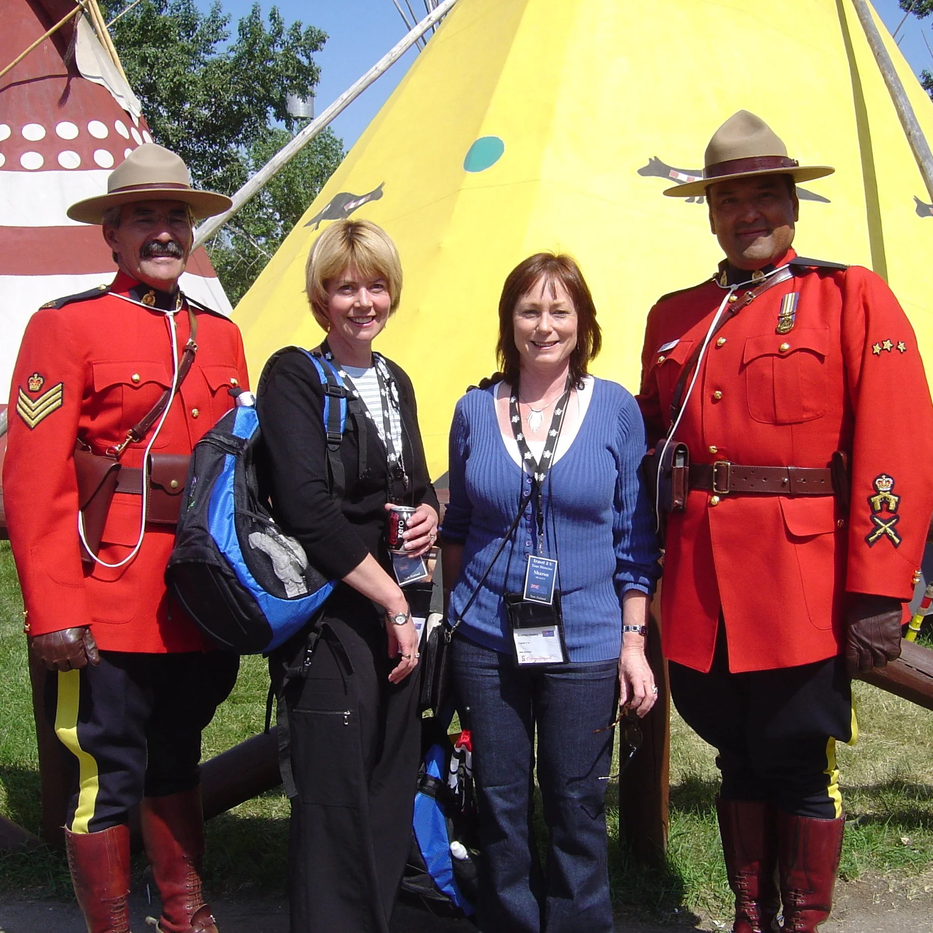 Marie+%26+Sharon+with+Mounties+at+the+Calgary+Stampede%2C+Canada.jpg