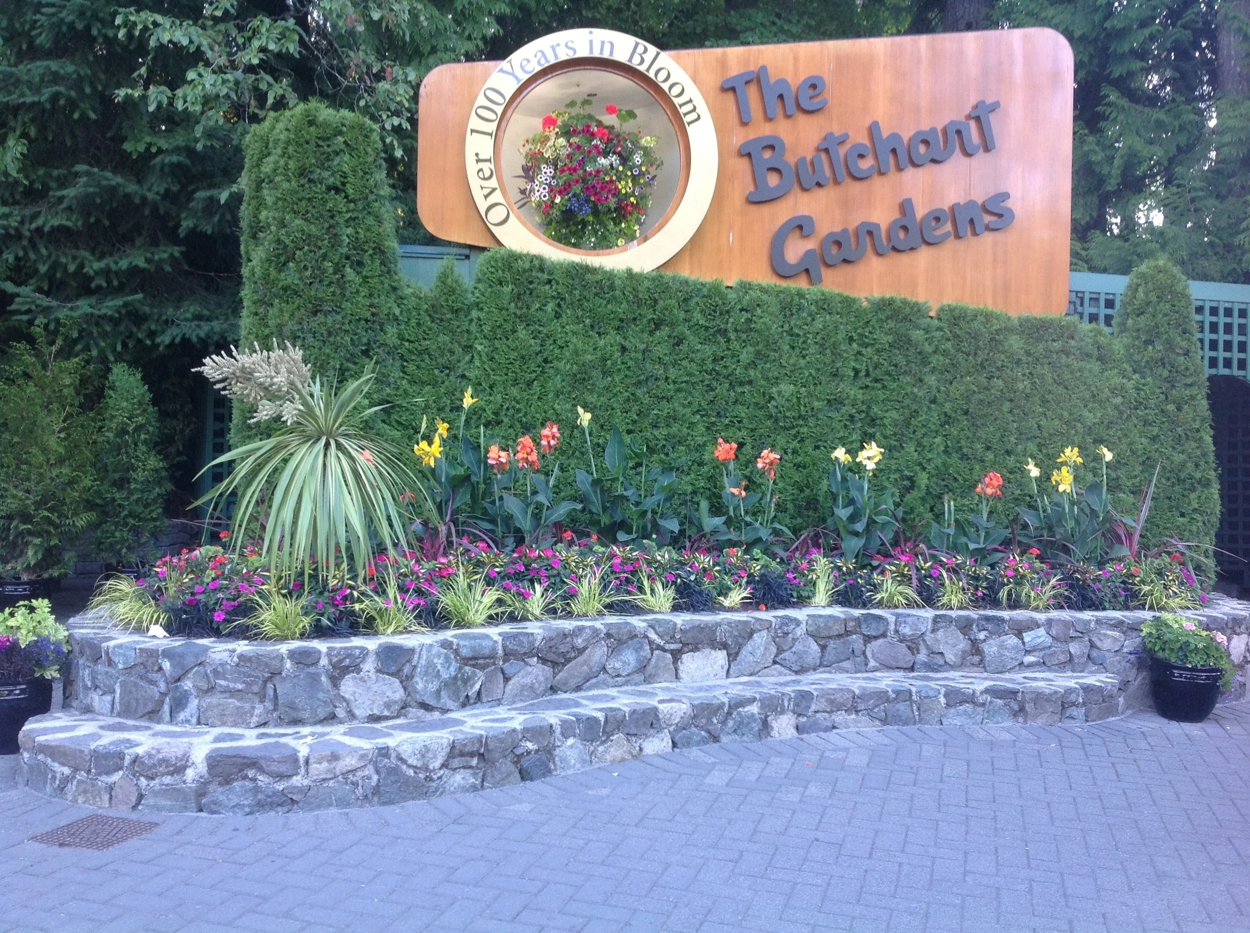 Butchart Gardens 4.jpg