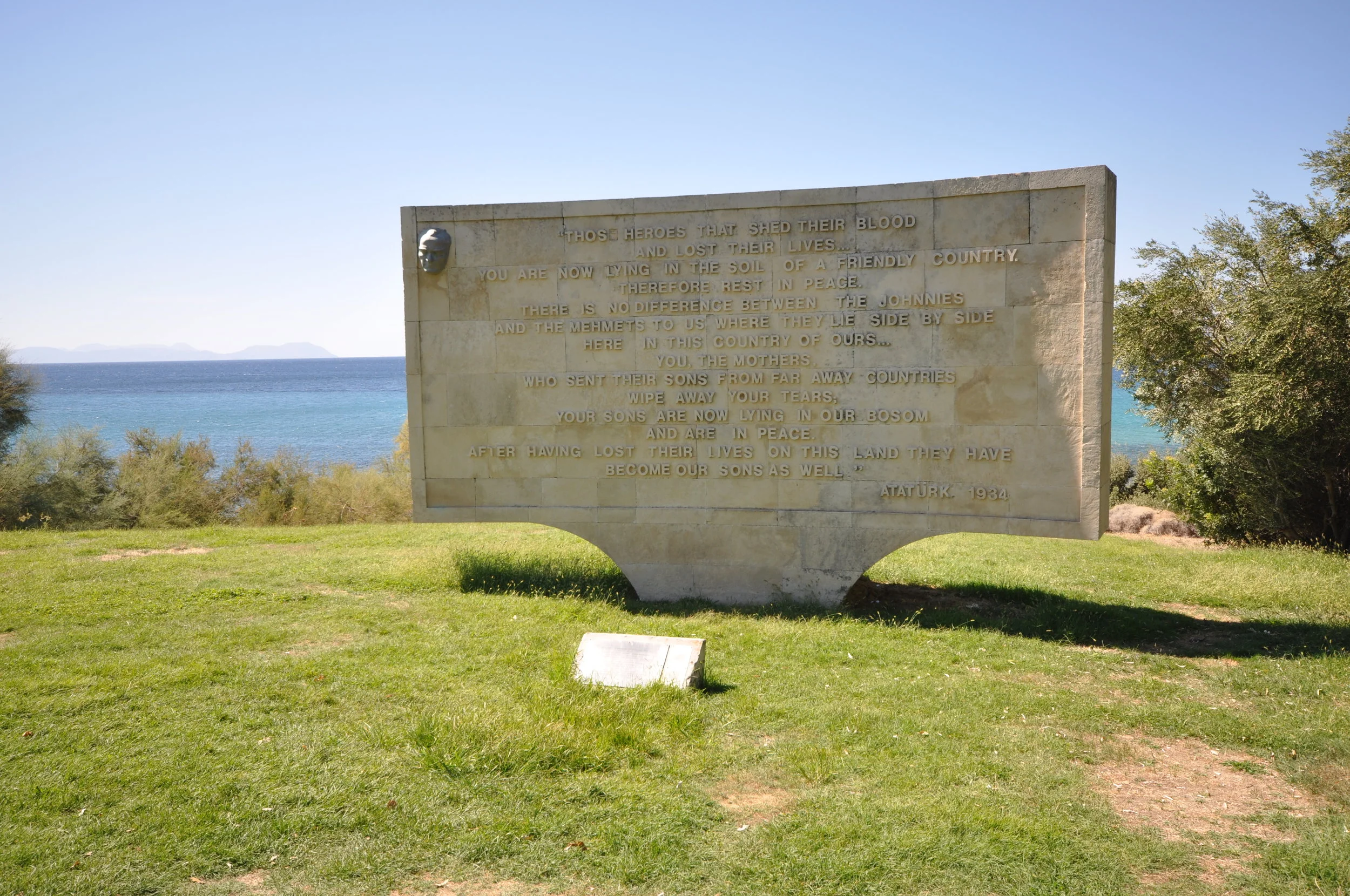 ANZAC_Cove_(8708681453).jpg
