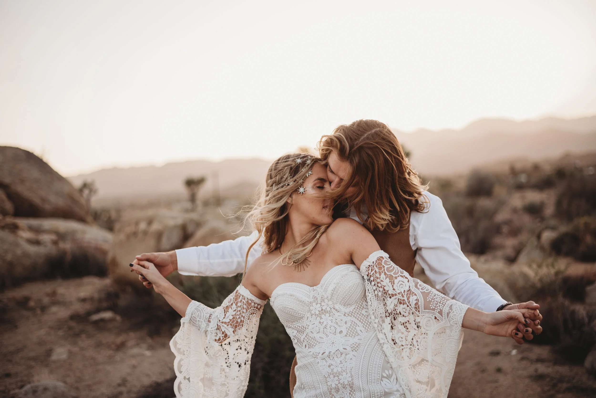 FortSt.John_photographer_TyraEPhotography_Wedding_Couple_Family_Photograhy_DawsonCreek_Elopement_Bride_Boduoir_Portraits-8660.jpg