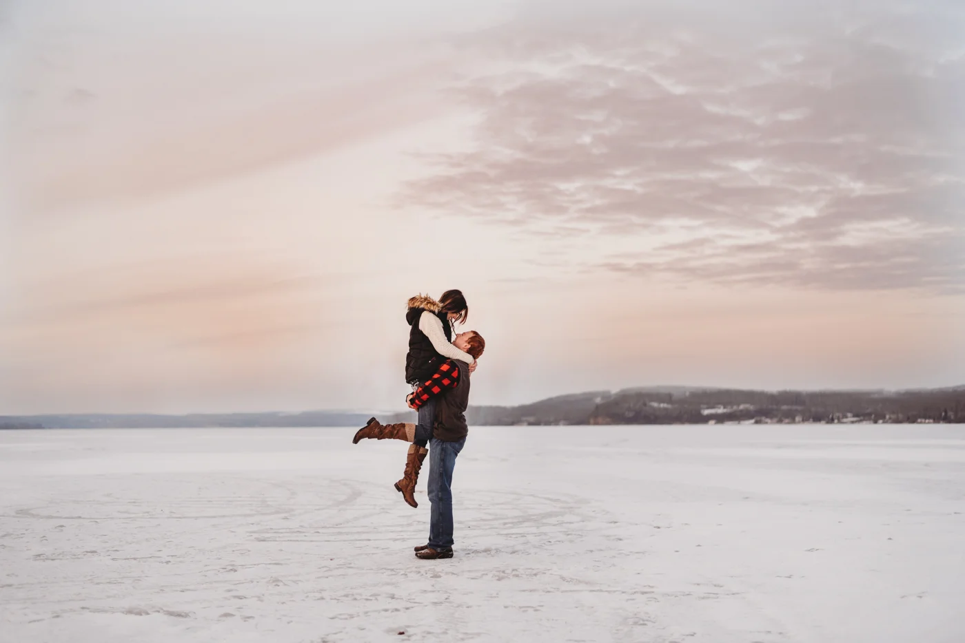 FortSt.John_photographer_TyraEPhotography_Wedding_Couple_Family_Photograhy_DawsonCreek_Elopement_Bride_Boduoir_Portraits-7737.jpg
