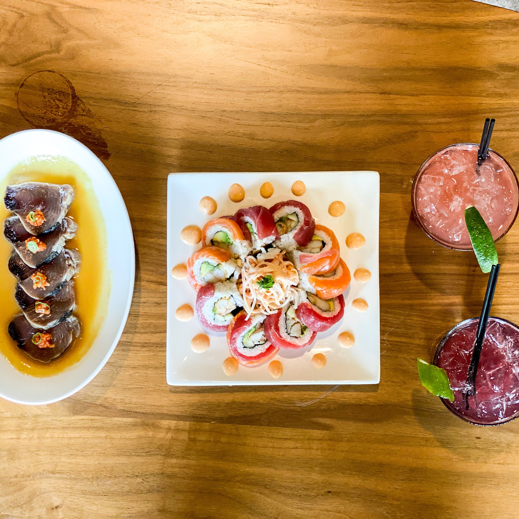 Suns out ☀️ and specials 🍣 are rocking! Come to the Hill and soak in the sunny vibes this week. #tulsafoodie #tulsaeats #southtulsa 

Check out our specials for the week by visiting 👉🏼 intherawsushi.com/on-the-hill