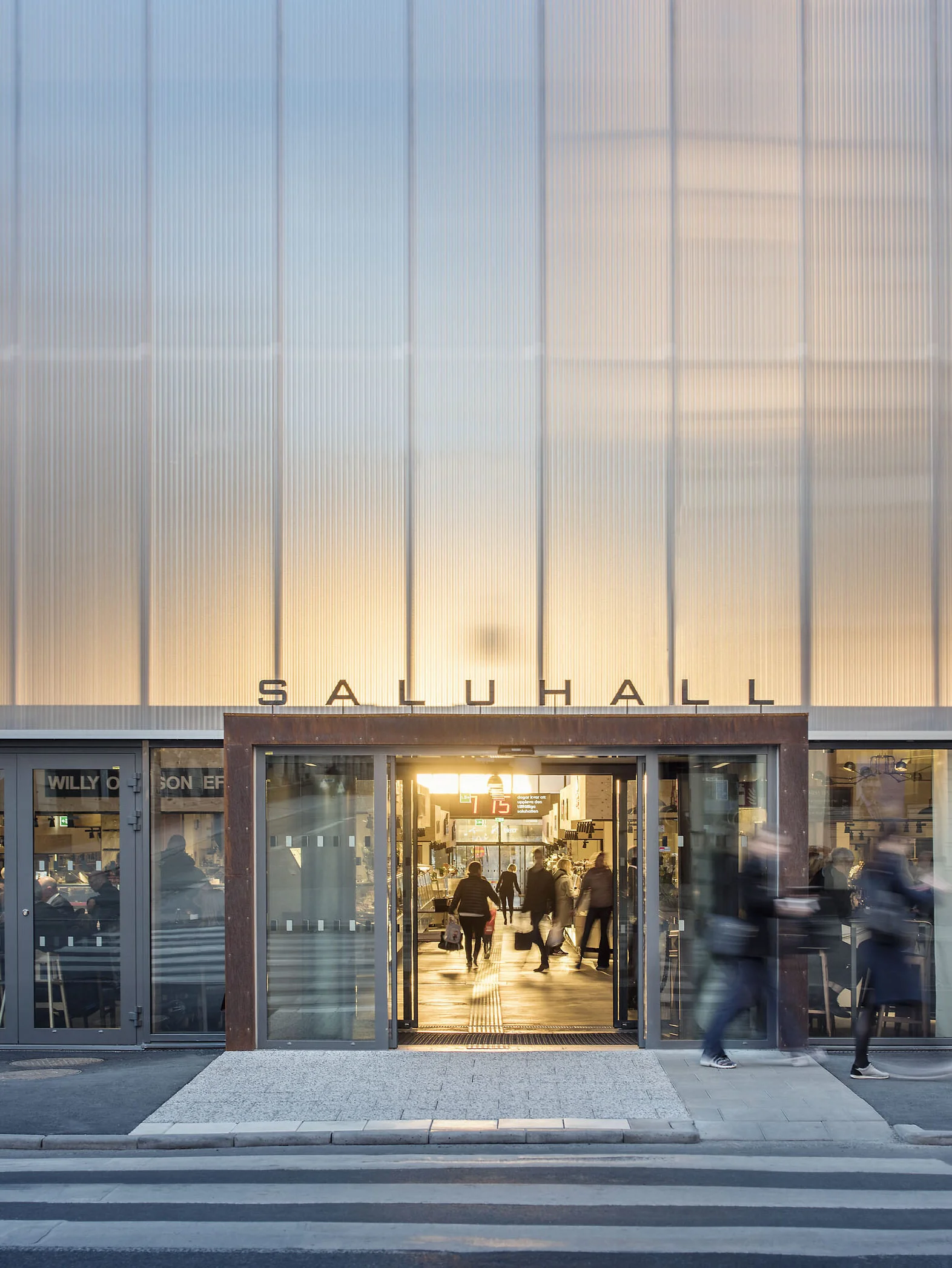 Tillfälliga Saluhallen, Östermalmstorg