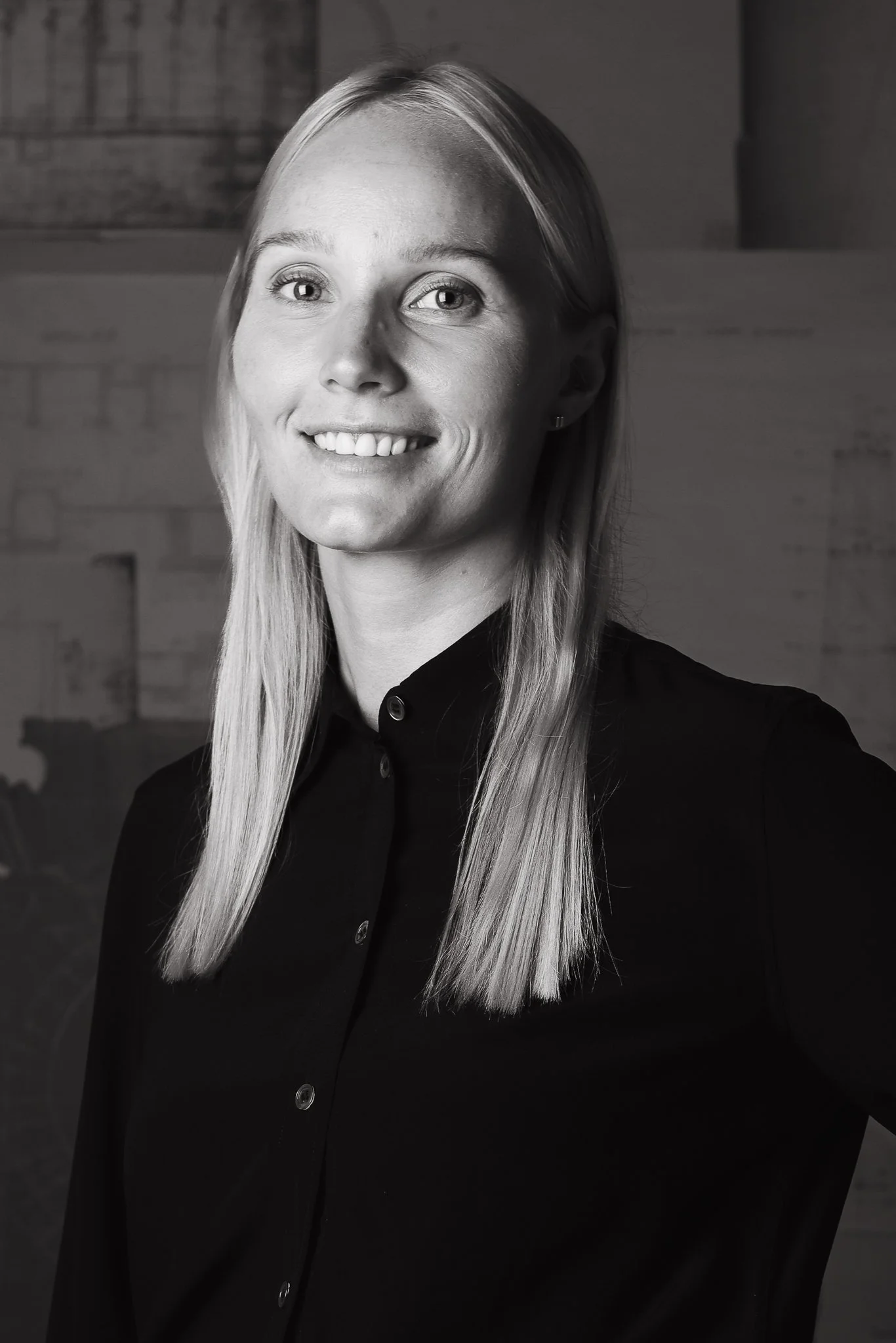   Sara E  Byggnadskonstruktör   Specialitet:  Träkonstruktion 