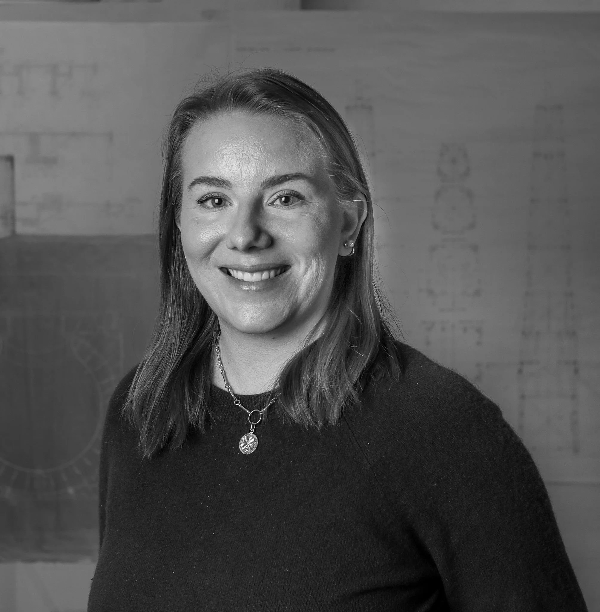   Frida  Byggnadskonstruktör  Specialitet:  Träkonstruktion  Projekt:   Skogsvaktaren ,  Hörby Kulturhus  