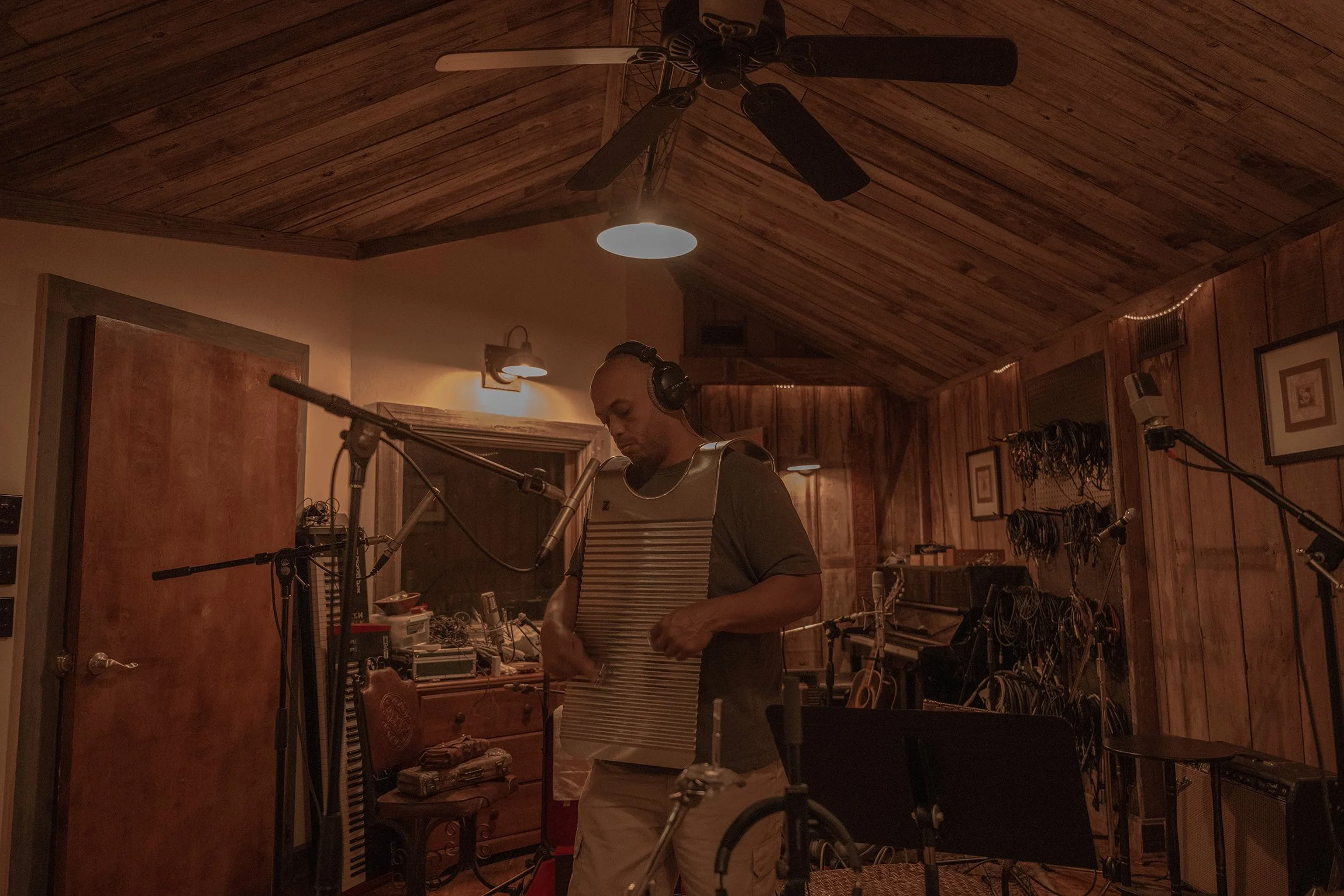 2023_grant dermody_recording_olivia perillo 005 - web.jpg