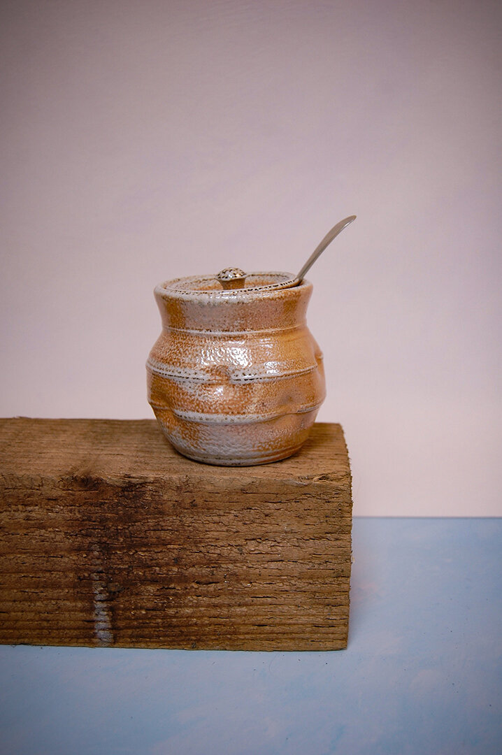 'Dimple' sugar pot