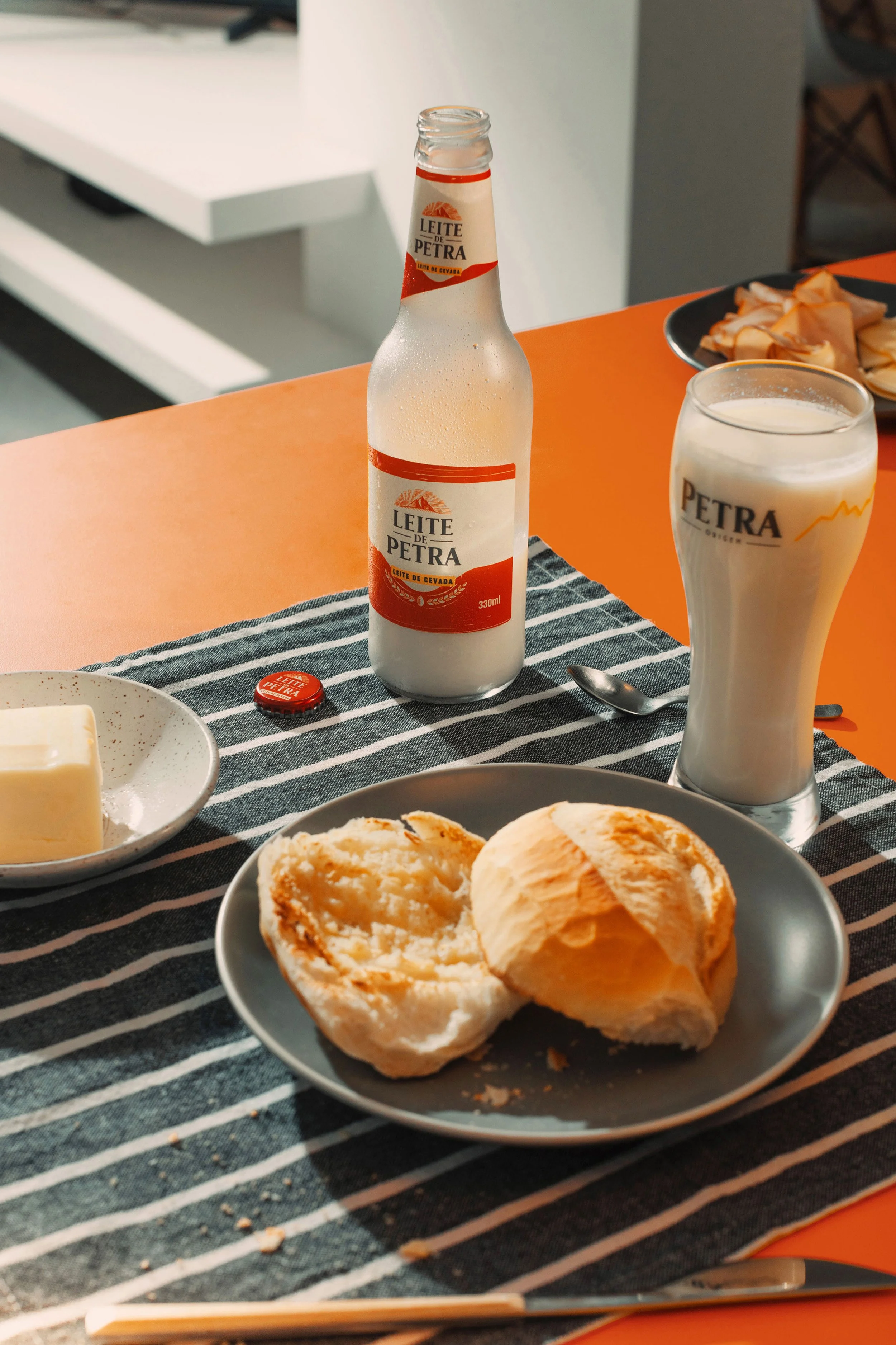 j7petra-milk.e0f08312.jpg