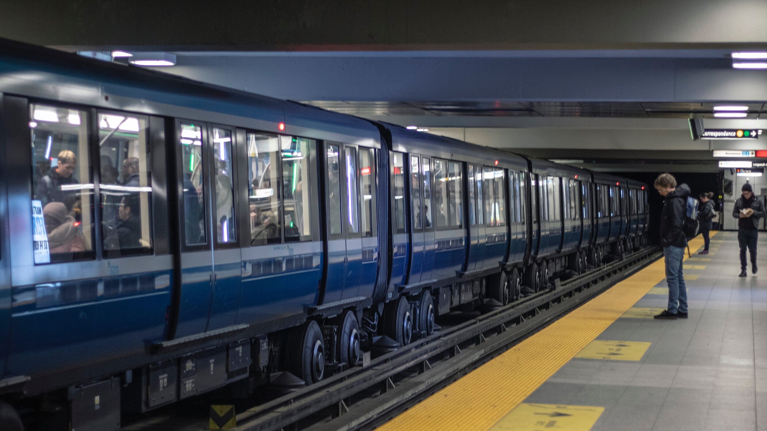 Montréal Metro — Tunnel Time