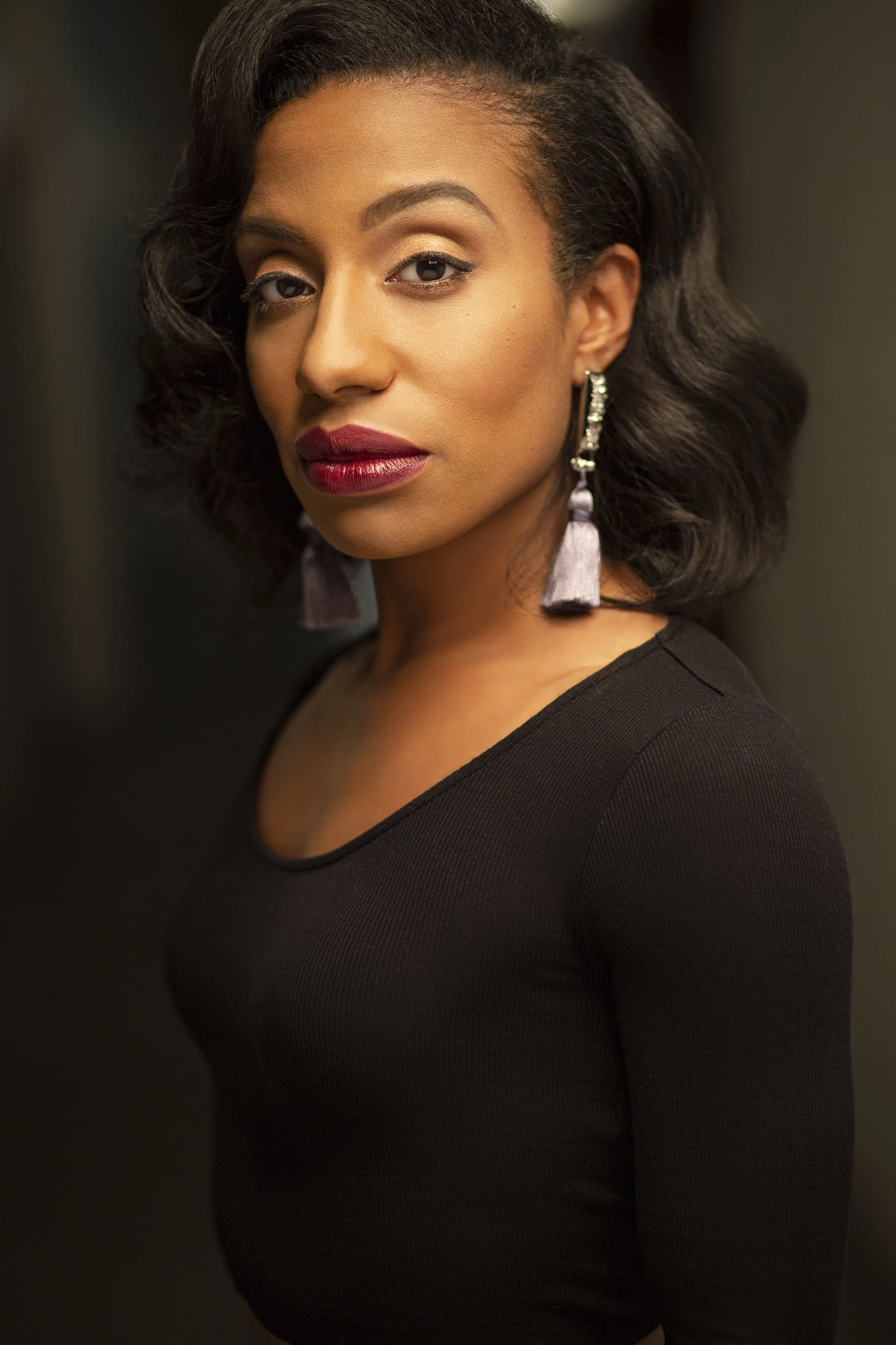 headshot  black shirt.jpg