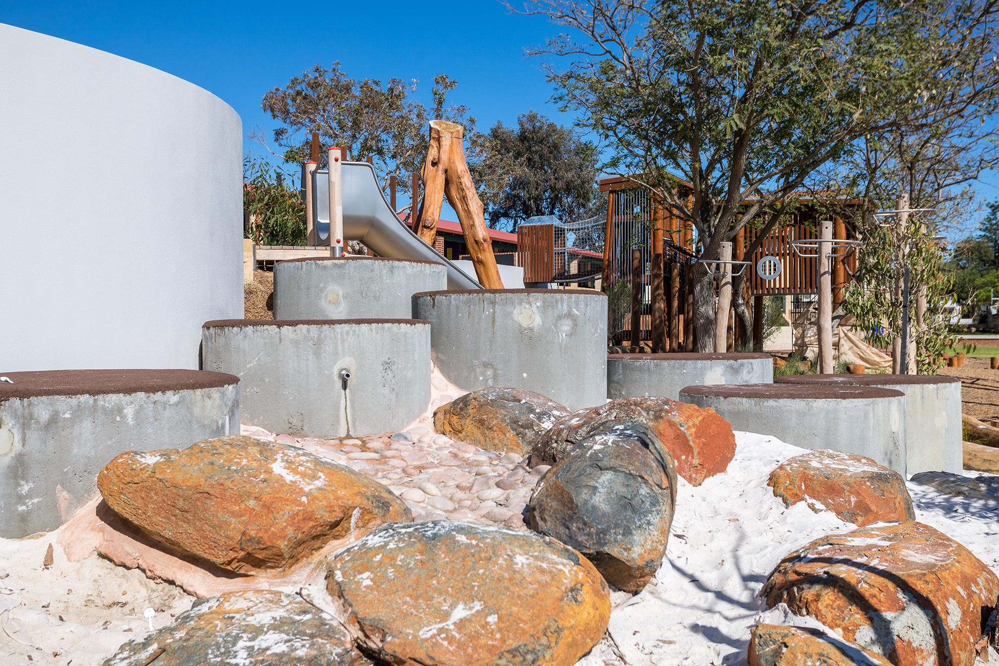 IONA_PLAYSPACE_009_small.jpg