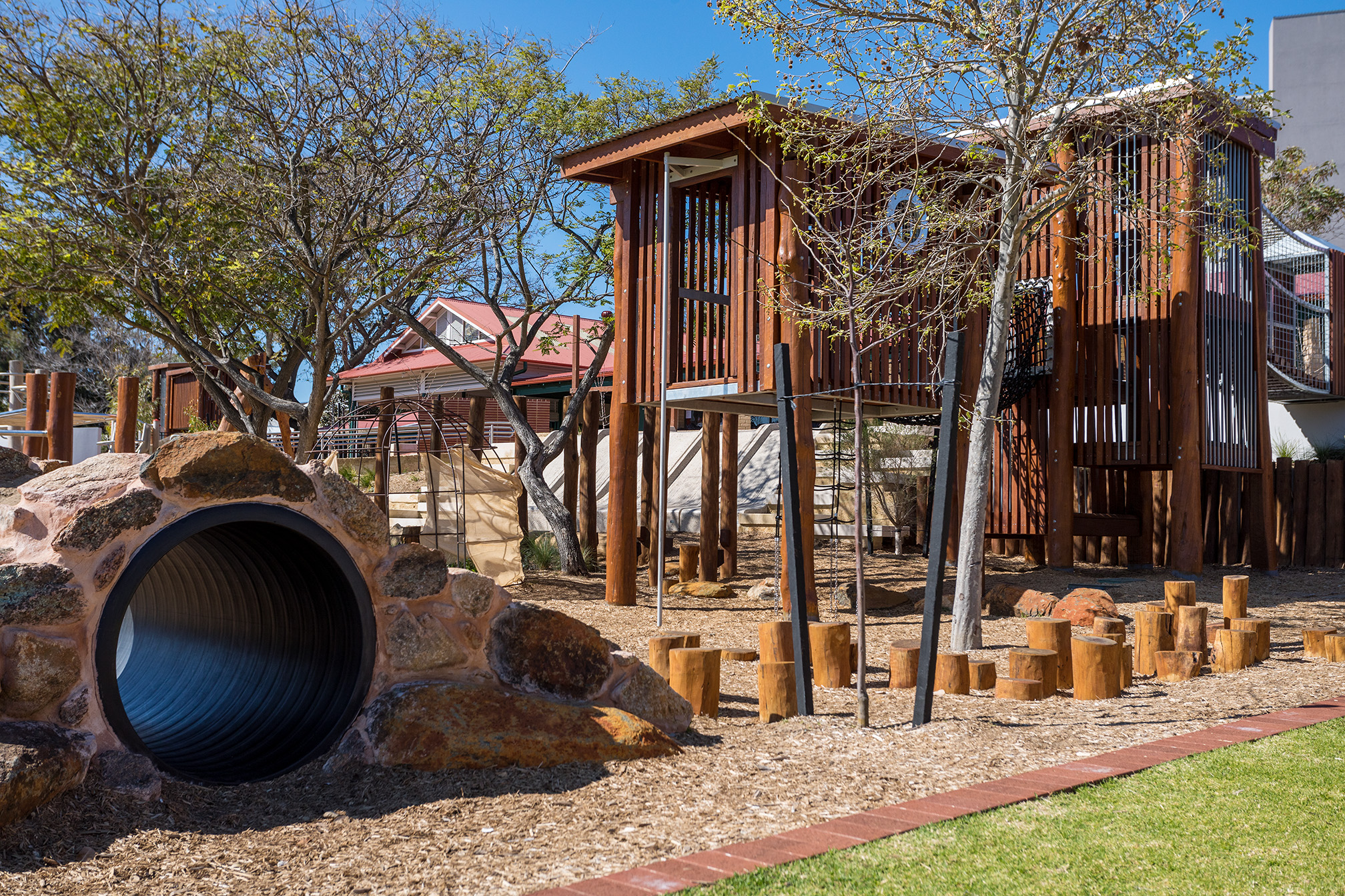 IONA_PLAYSPACE_004_small.jpg
