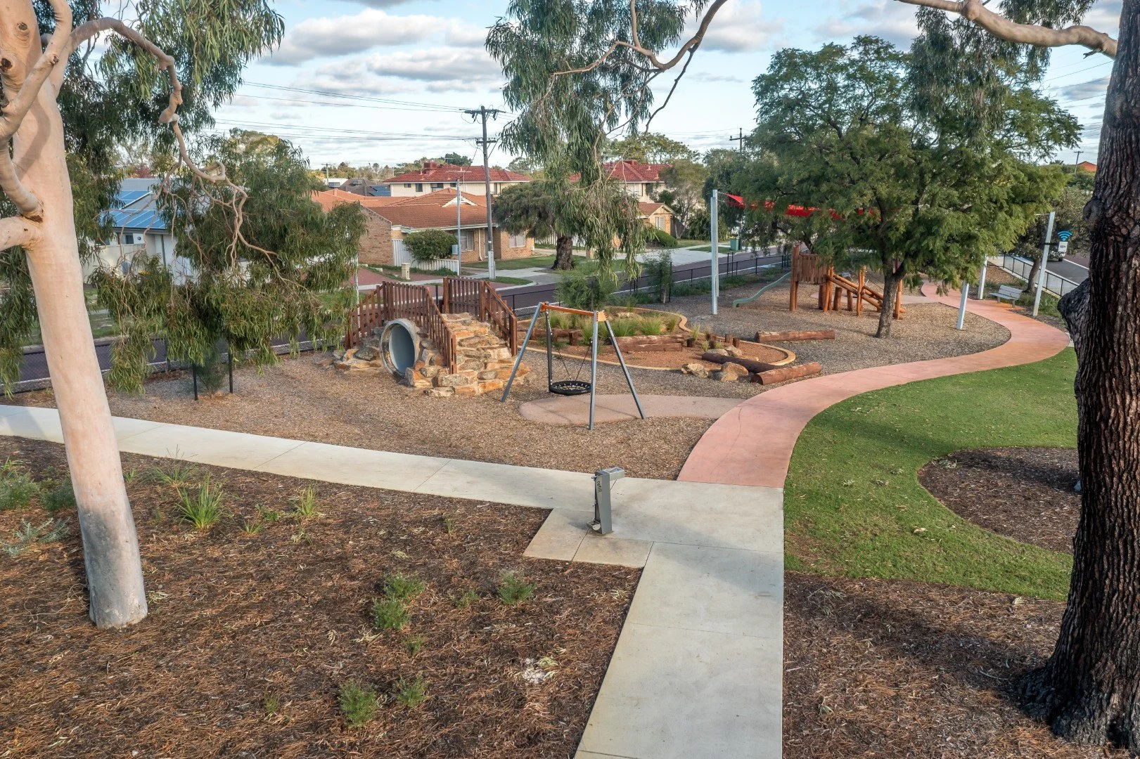 Hillview Park — PHASE3 LANDSCAPE CONSTRUCTION