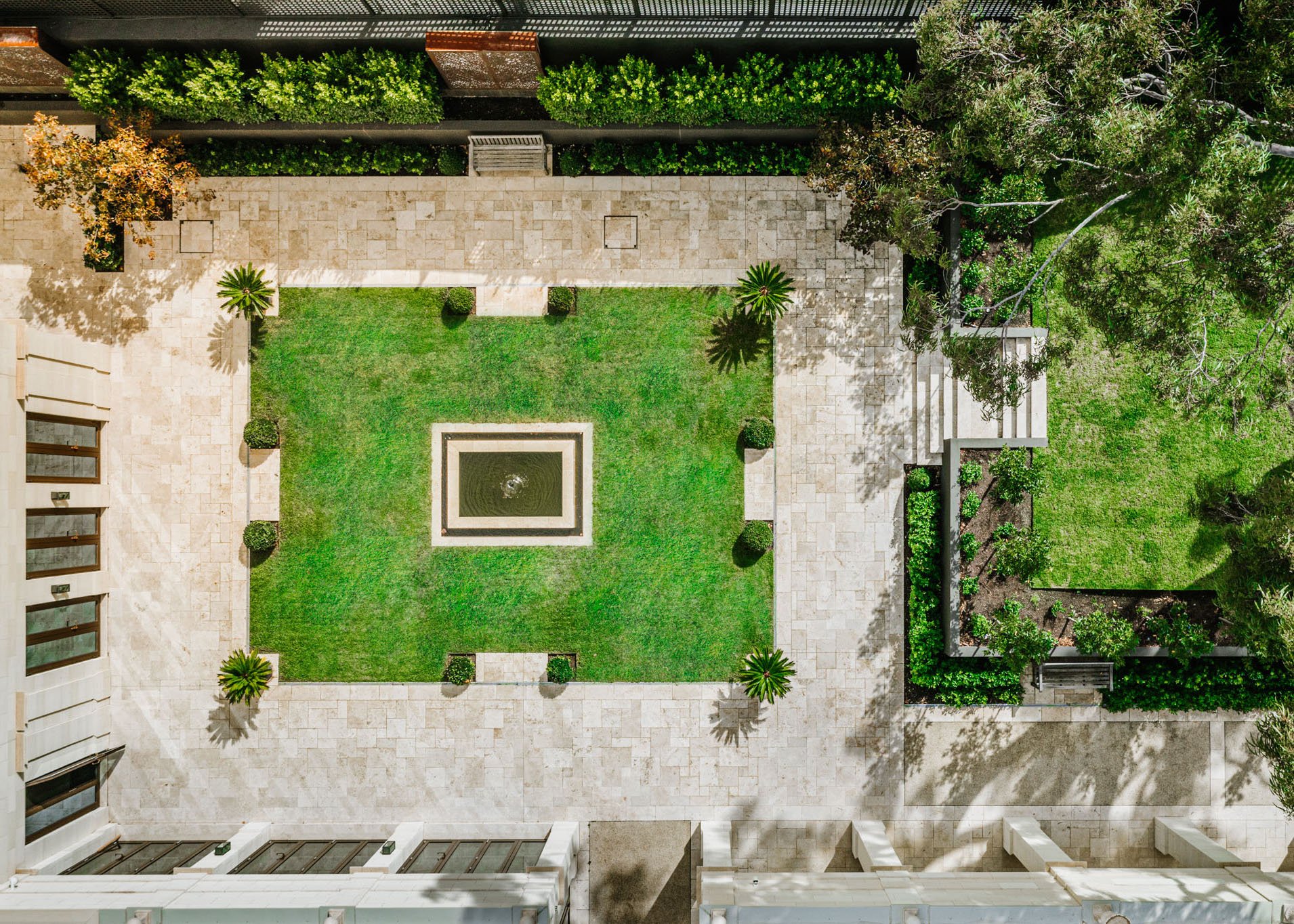 By providing a bird's-eye view, drone photography highlights features that ground-level shots might miss, such as the size of a lot, proximity to parks or water bodies, and other attractions. This technology not only enhances the visual appeal of pr