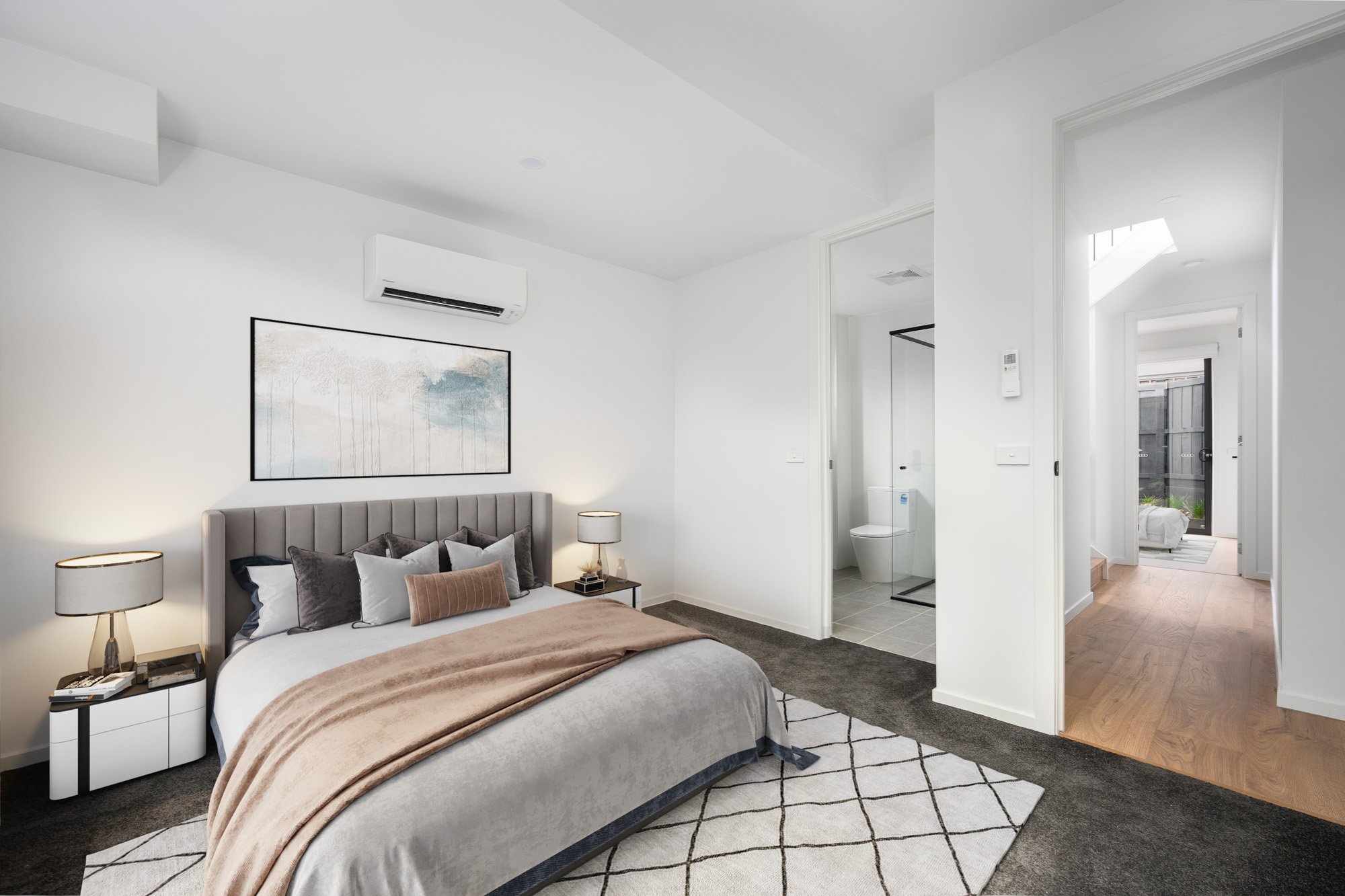 2_Barry st Bentleigh Unit 4 Bedroom.jpg