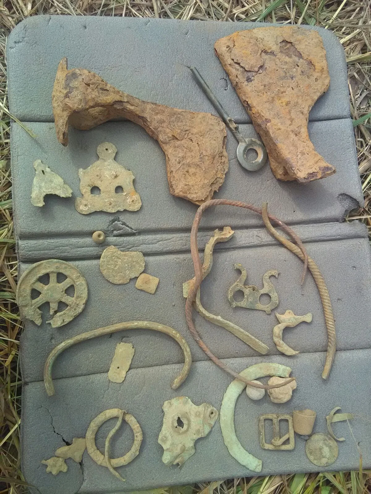 Kā rīkoties, ja atrasta vērtīga senlieta?