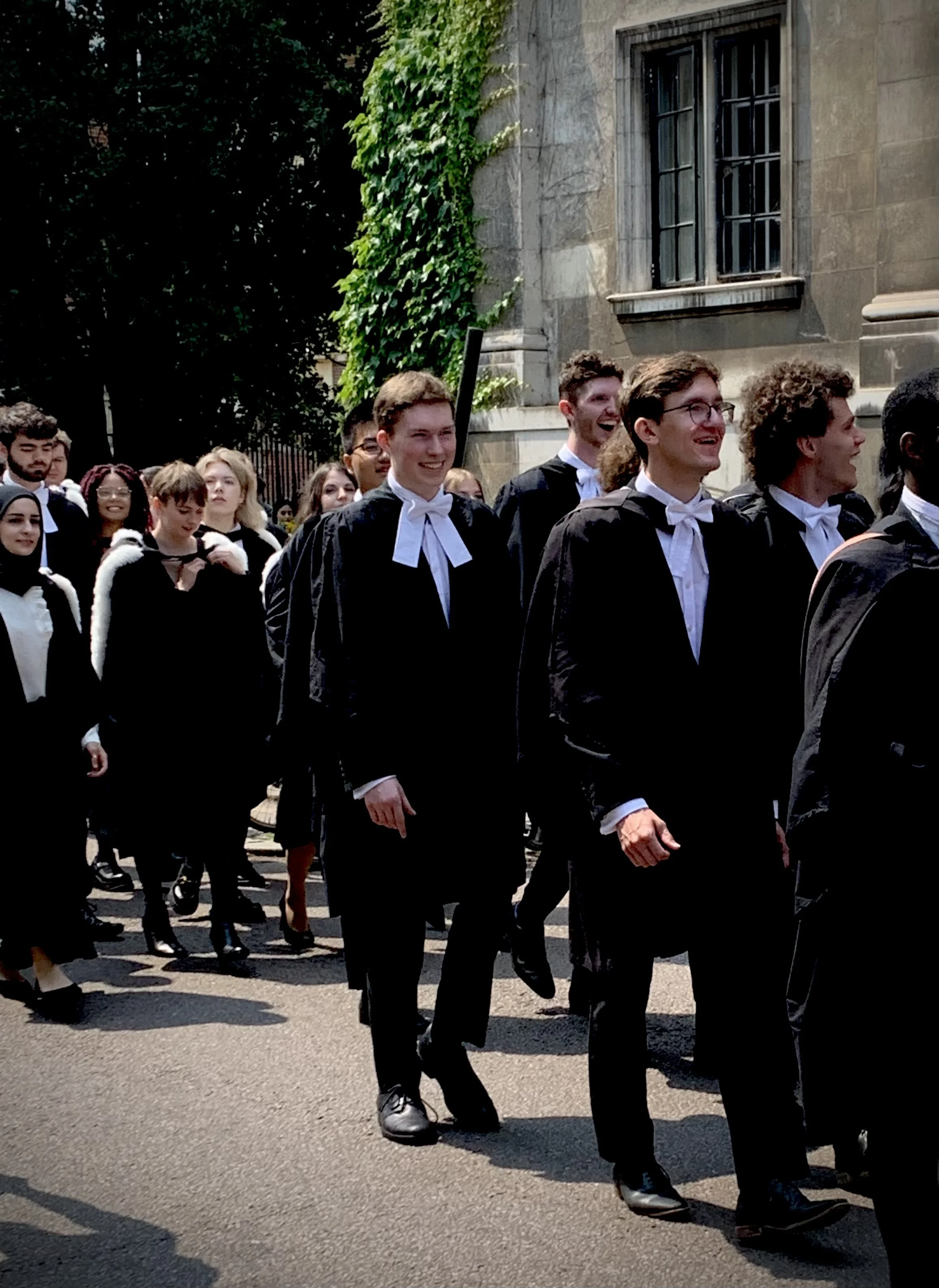 Supporting your teen through university admissions 