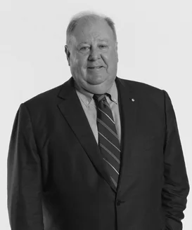 ross-adler.jpg