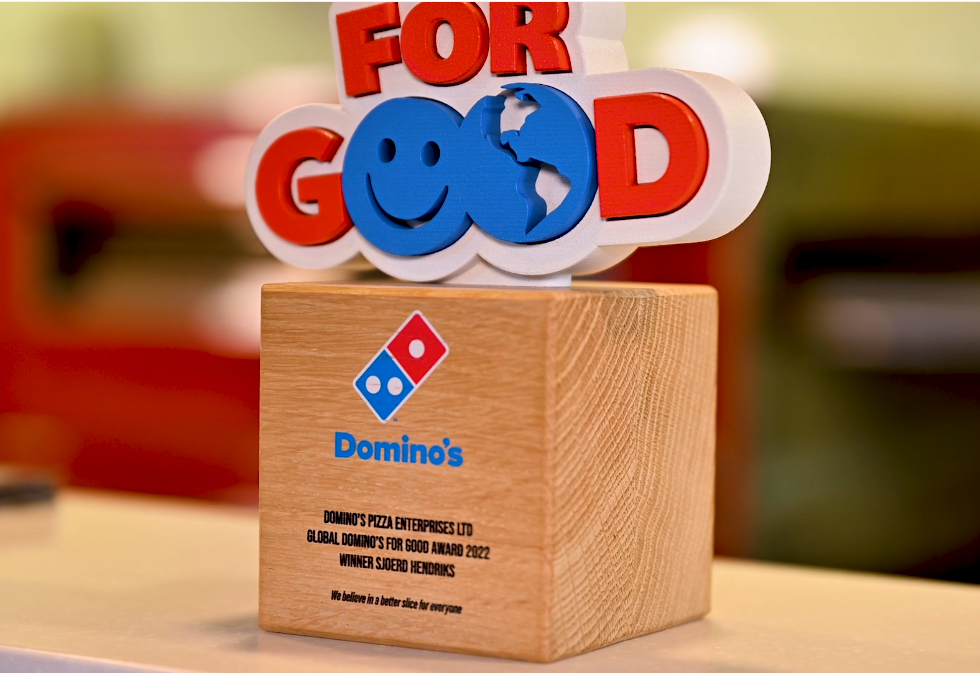 domino's investor presentation 2022