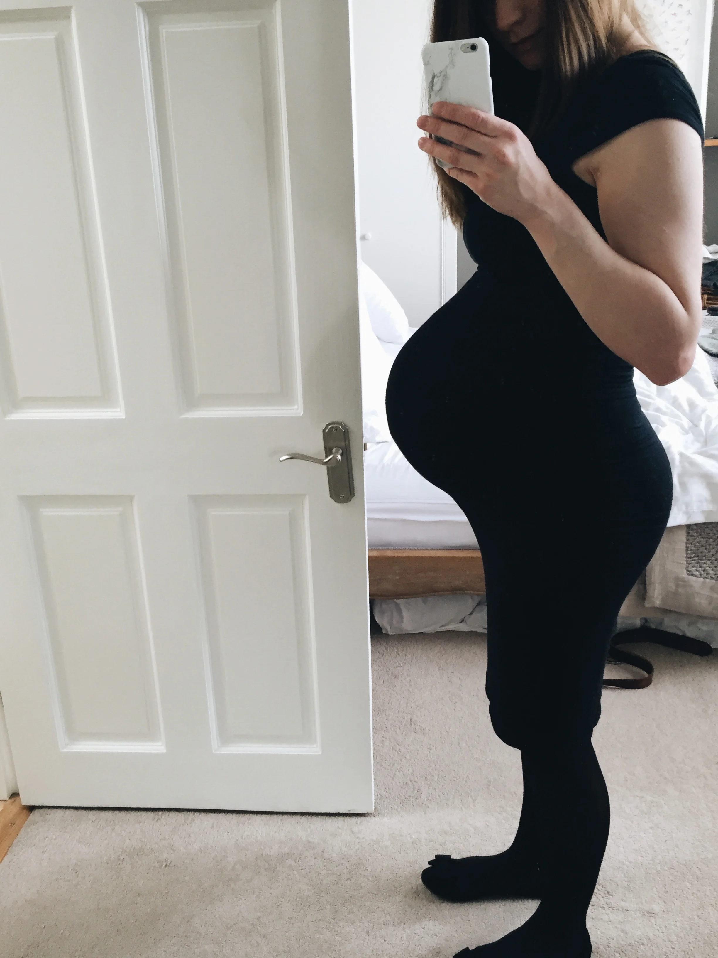 Throwback to when Rufus was very nearly fully cooked - no wonder my tummy will never be the same 🙈