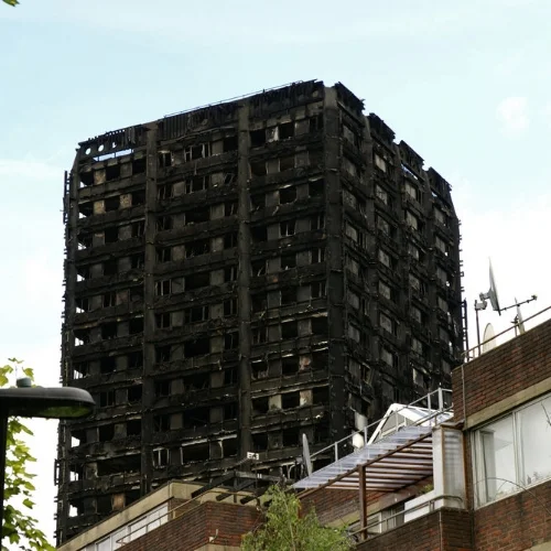 Grenfell_Tower_(34552739503).jpg