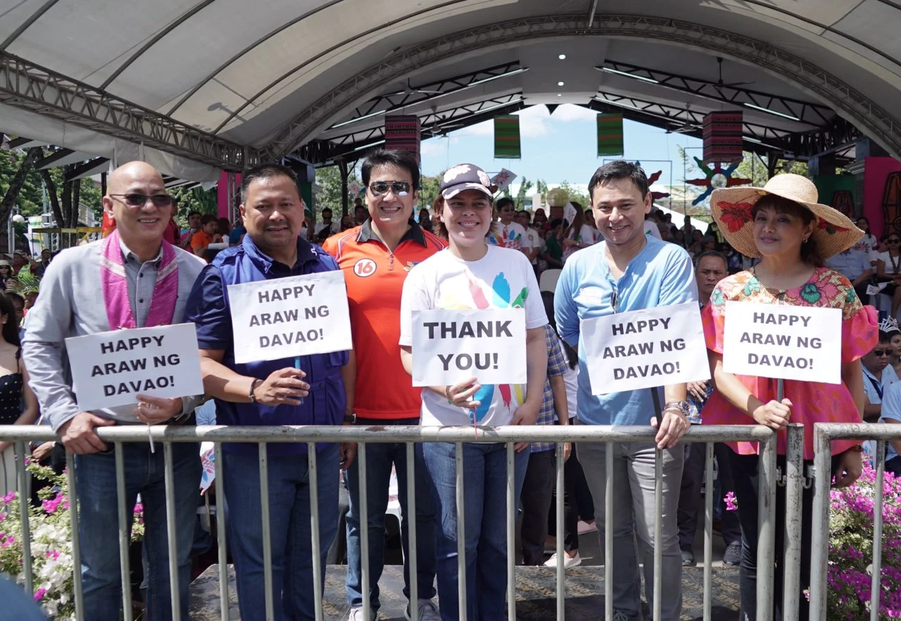 Sen. Bong Revilla, Pinagkaguluhan Sa Parada Dabawenyo