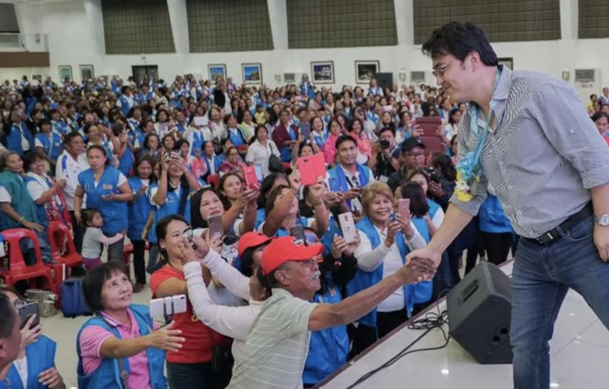Sen. Bong Revilla pushes for P 125 across-the-board salary increase, retirement benefits for barangay workers