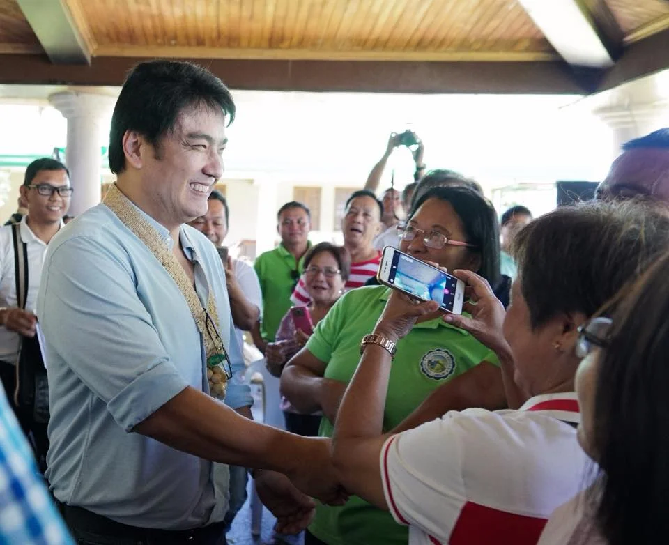 Revilla files bill to institutionalize elderly care