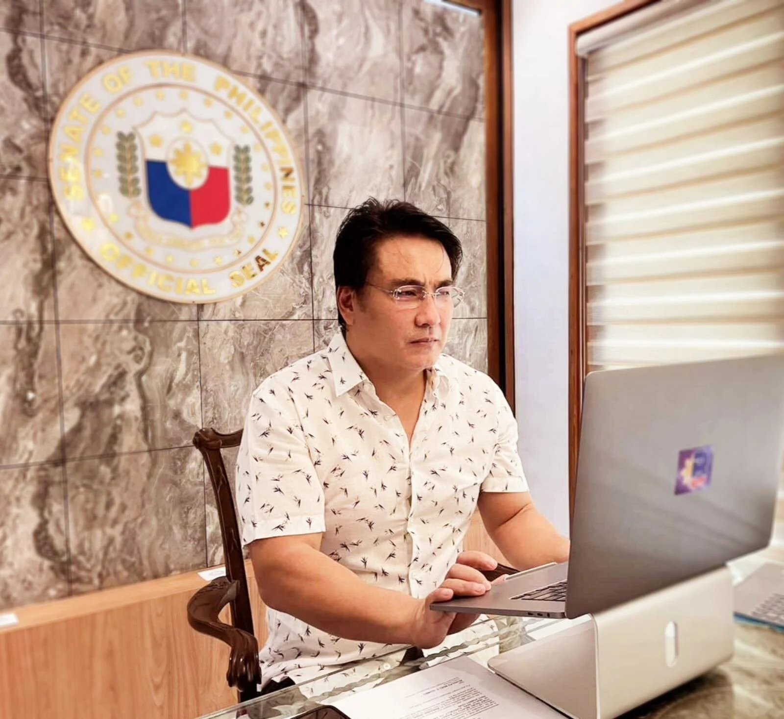 REVILLA HINIKAYAT ANG DOH NA MAS LALO PANG PAGBUTIHIN ANG SERBISYO